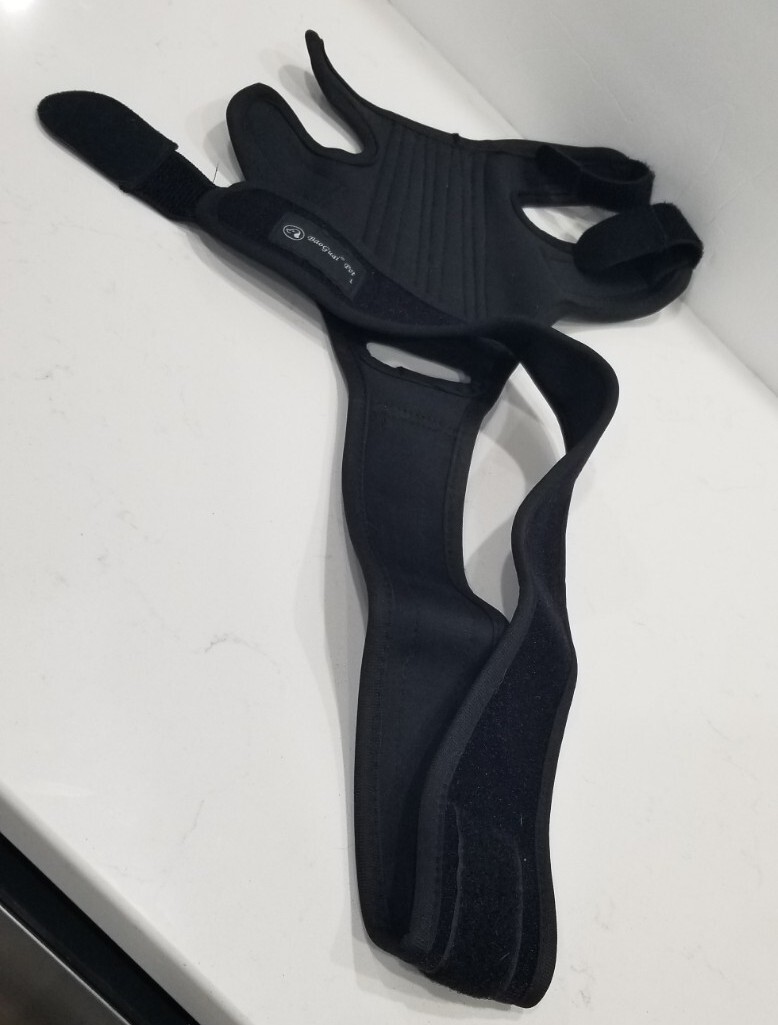 Dog Knee Brace for ACL,Knee Cap Dislocation, Arthritis Keeps Joint Warm Size L