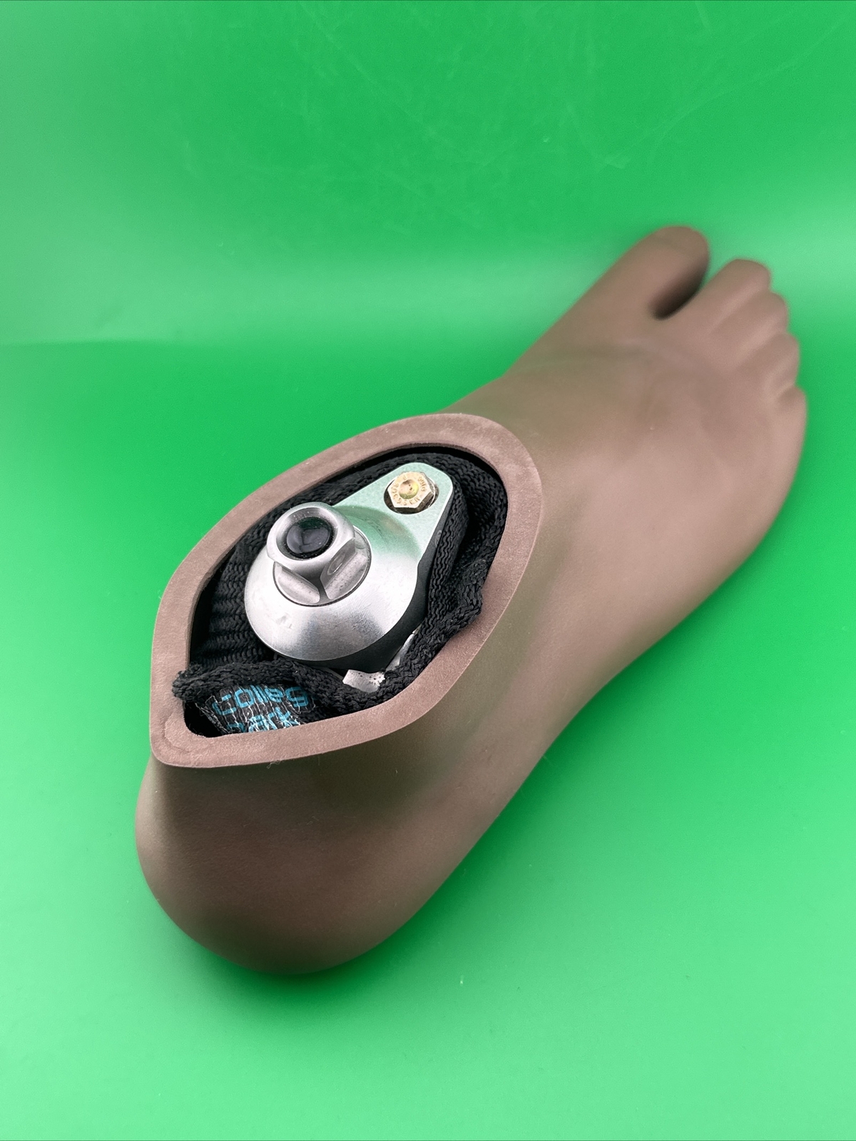 College Park K3 Odyssey Hydraulic Prosthetic Foot And Ankle. Size 28