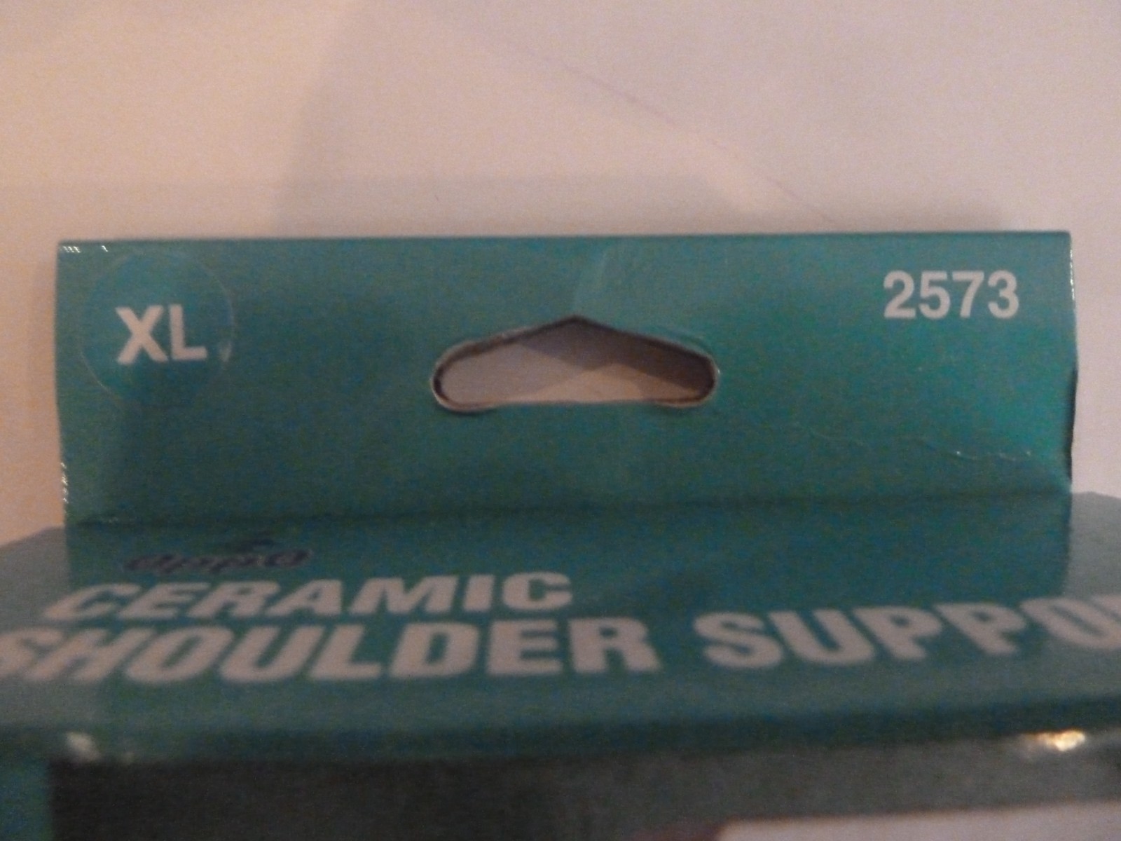 New in Box OPPO Ceramic Shoulder Support Size XL