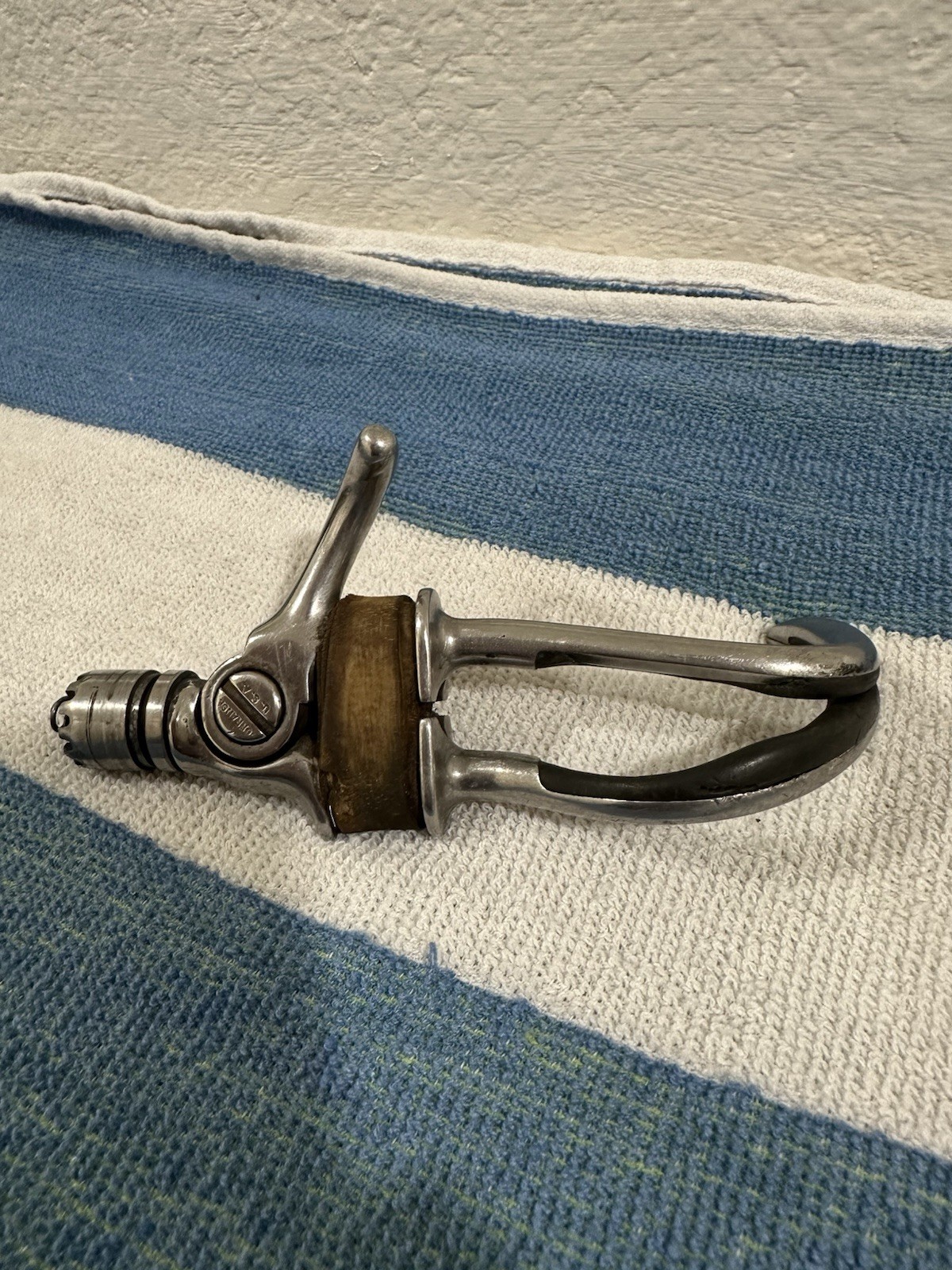 Left Canted Aluminum Prosthetic Hook. Fillauer, Hosmer. Dorrance 5xa Hook