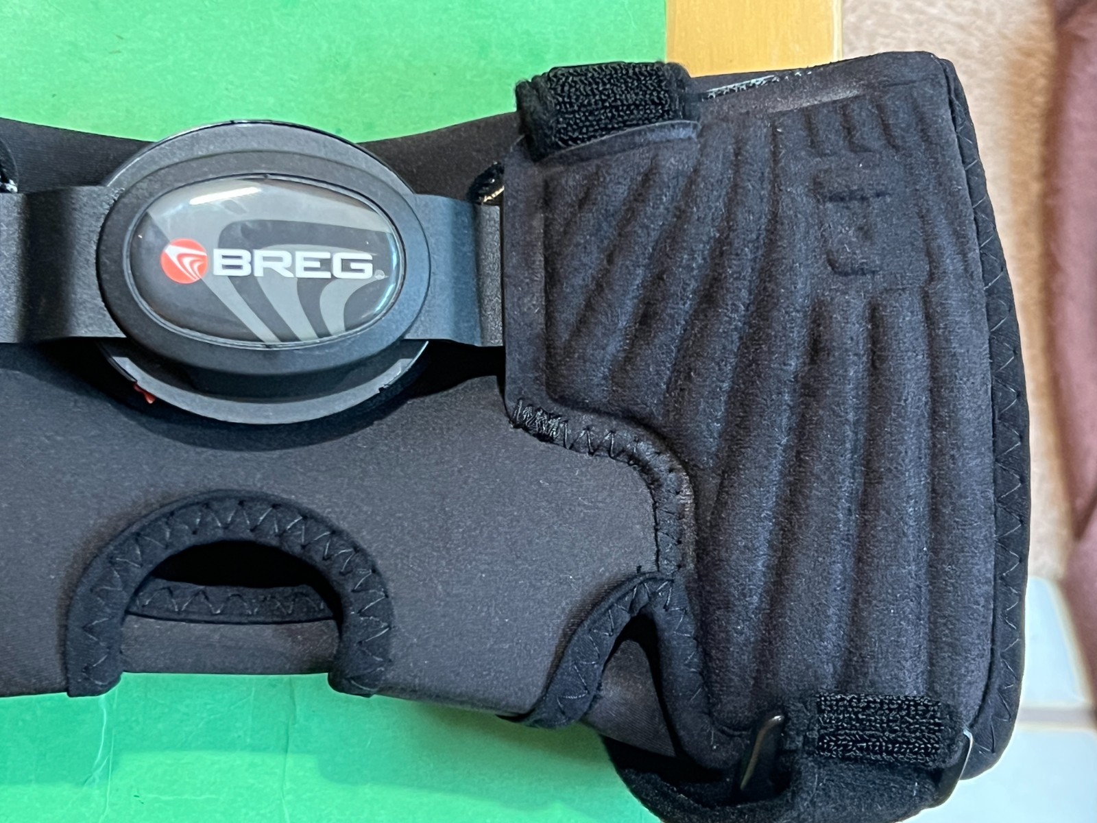 Breg OA Impulse Push Medial Osteoarthritis Knee Brace Small Right Knee rk519203