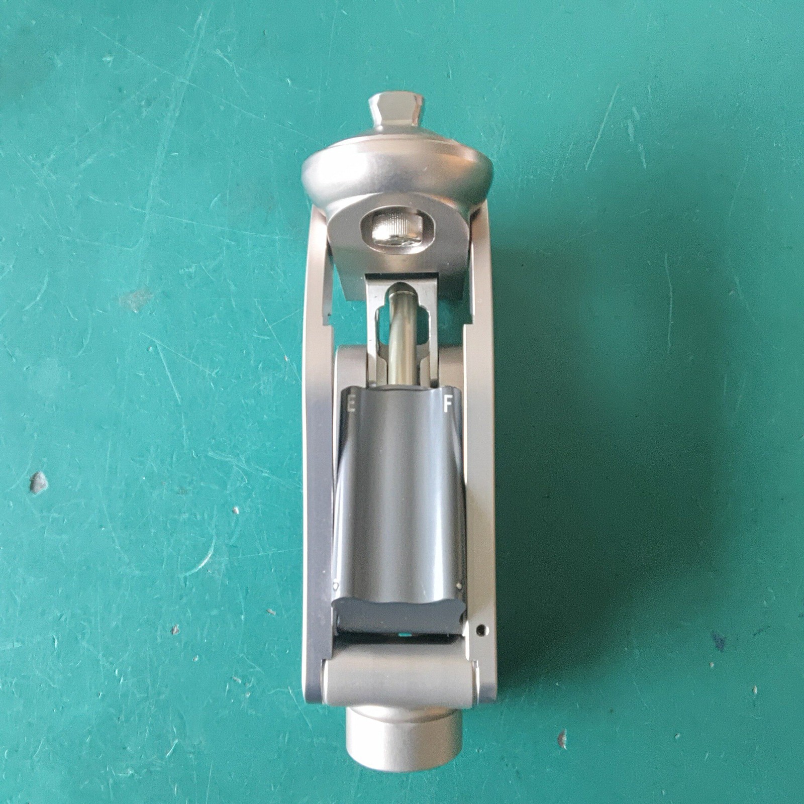 5-Axis Geometric Lock Pneumatic Knee Prosthetic Aluminum Alloy 125kg