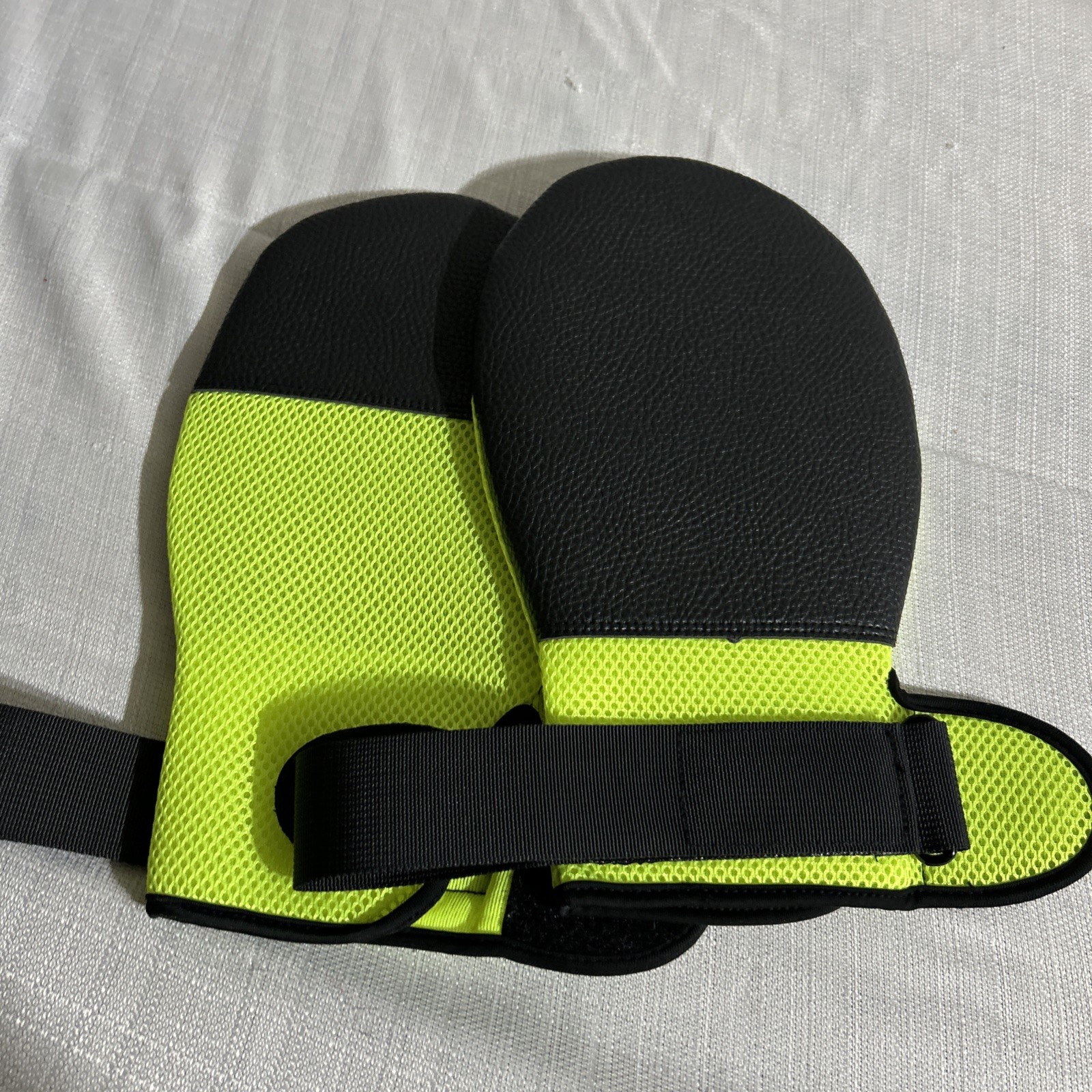 Dementia Restraint Gloves Hand Restraints for Elderly Dementia Patients Med 2PCS