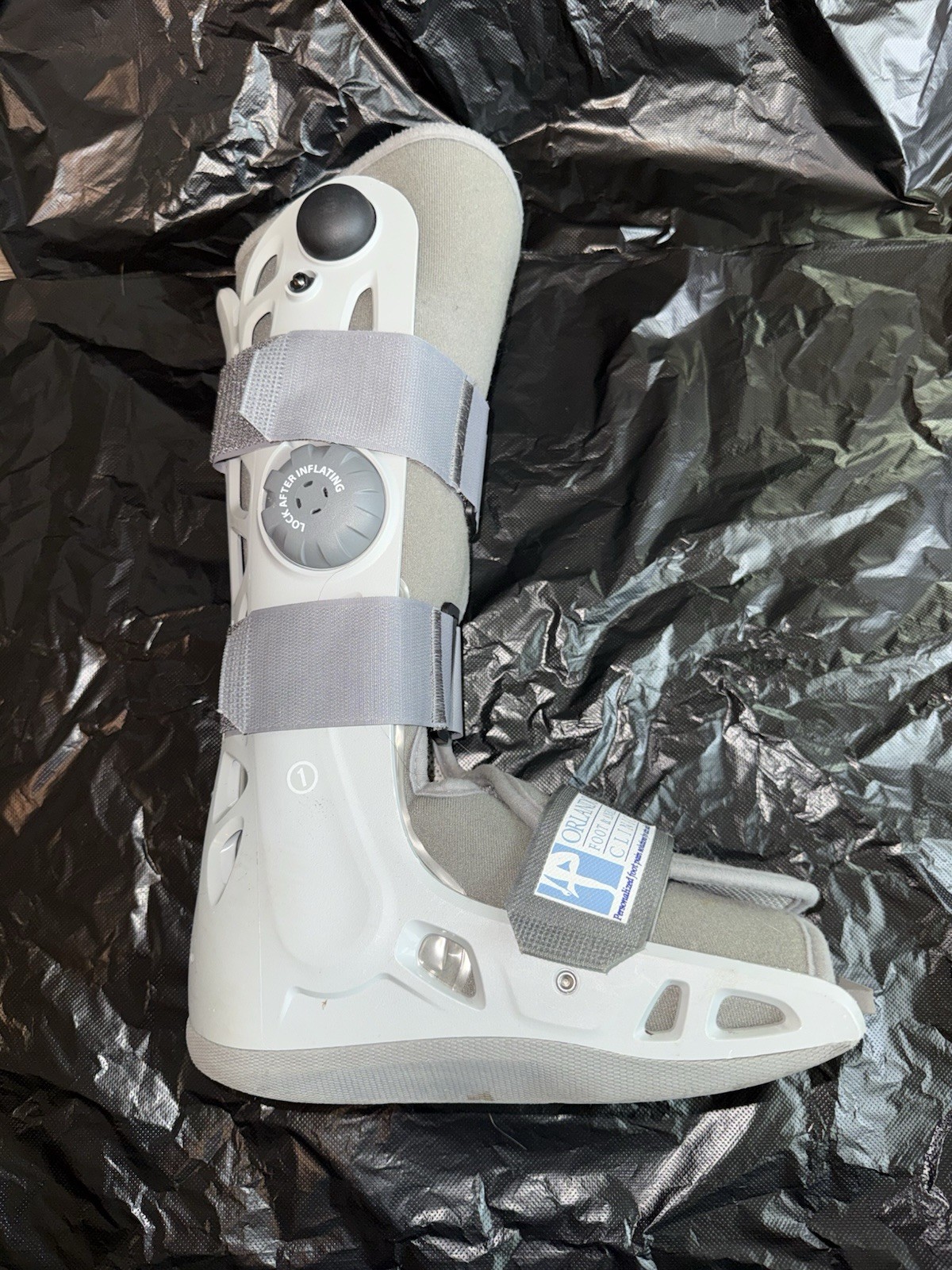Adjustable Bunion Corrector with Air Pump and Silicone Inner Pad Right Foot Smal