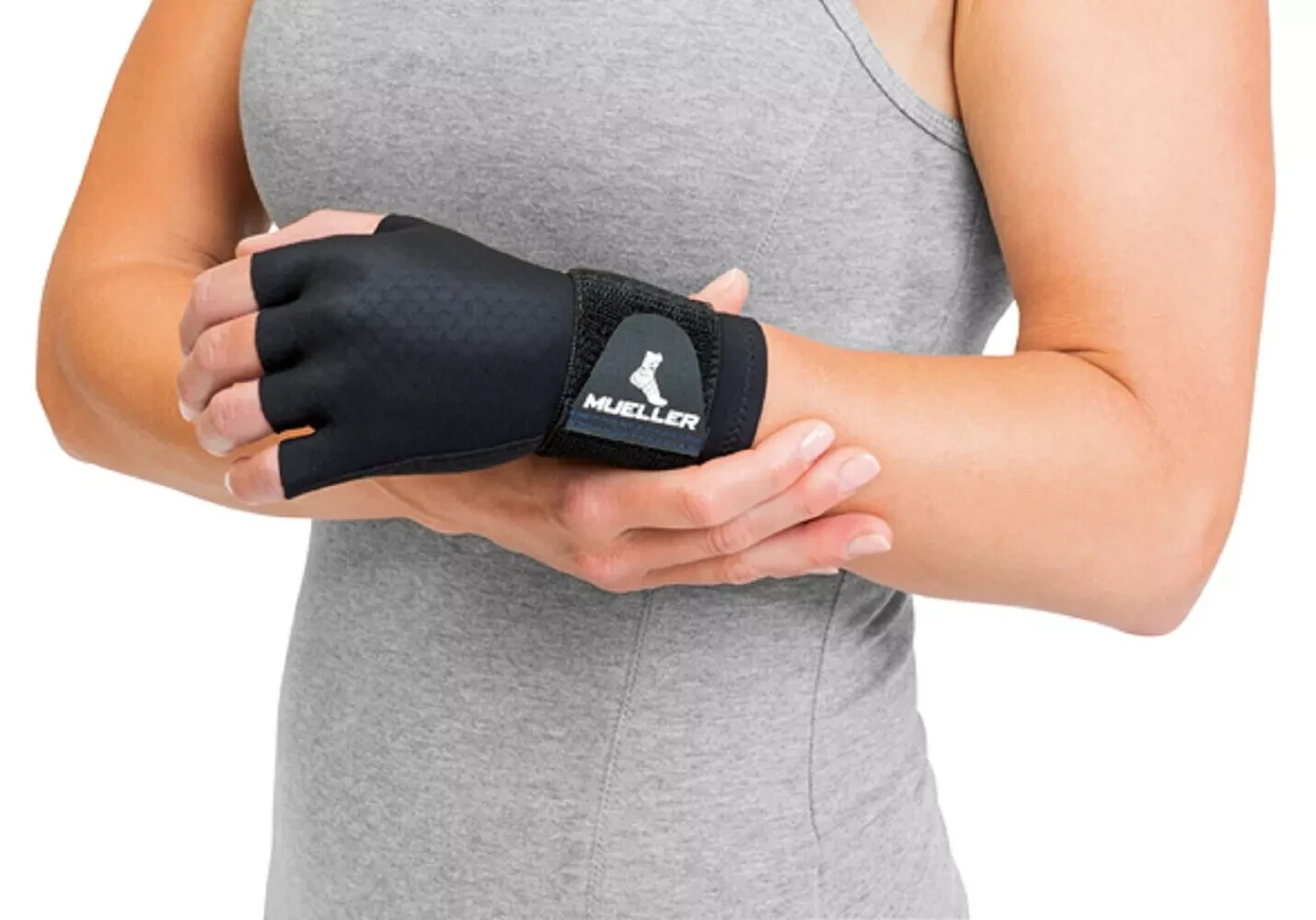 Mueller Compression Glove, One Size Fits Most, Black, 67987