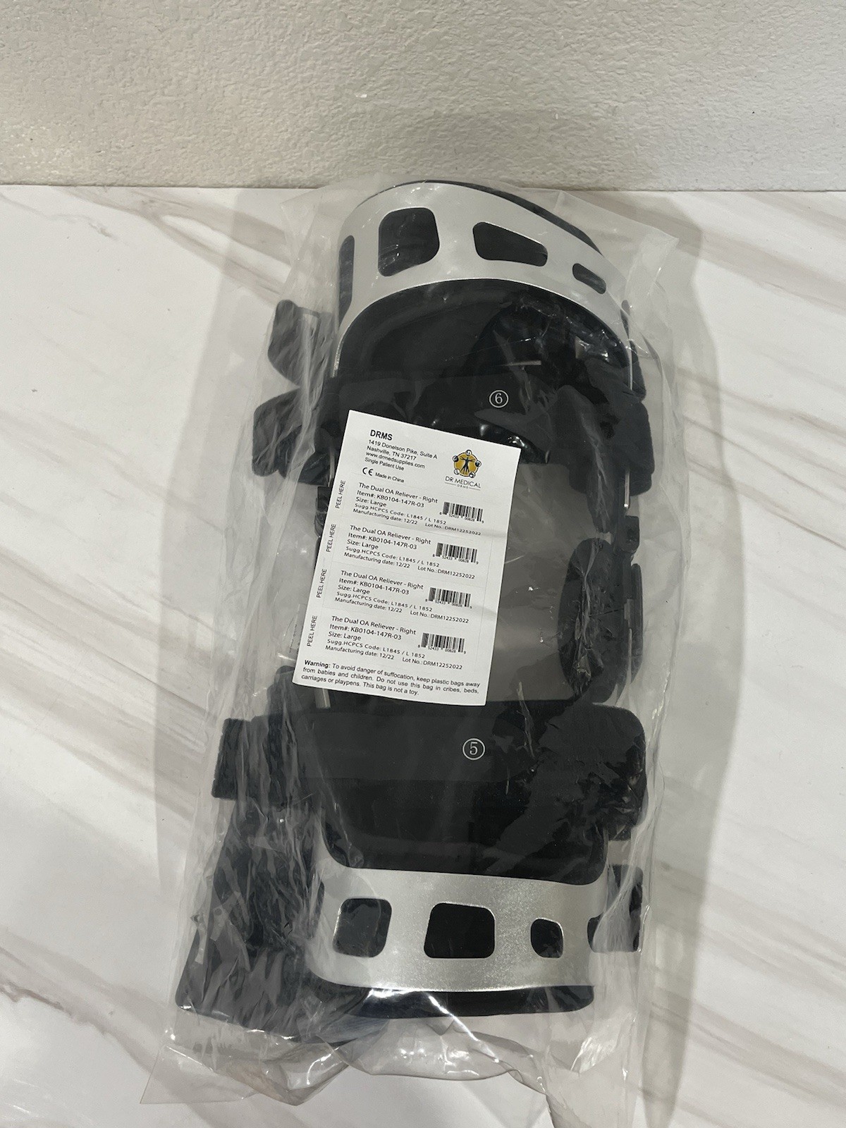 Dr Medical DRMS The DUAL OA Reliever Large Right Knee Brace KB0104-147R-03