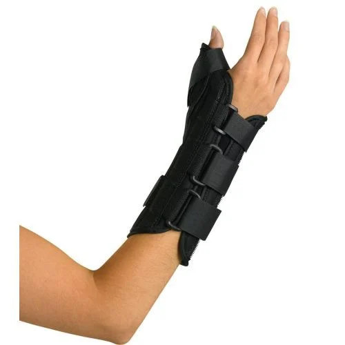 Curad Wrist & Forearm Splint w/ Abducted Thumb Right Hand Small