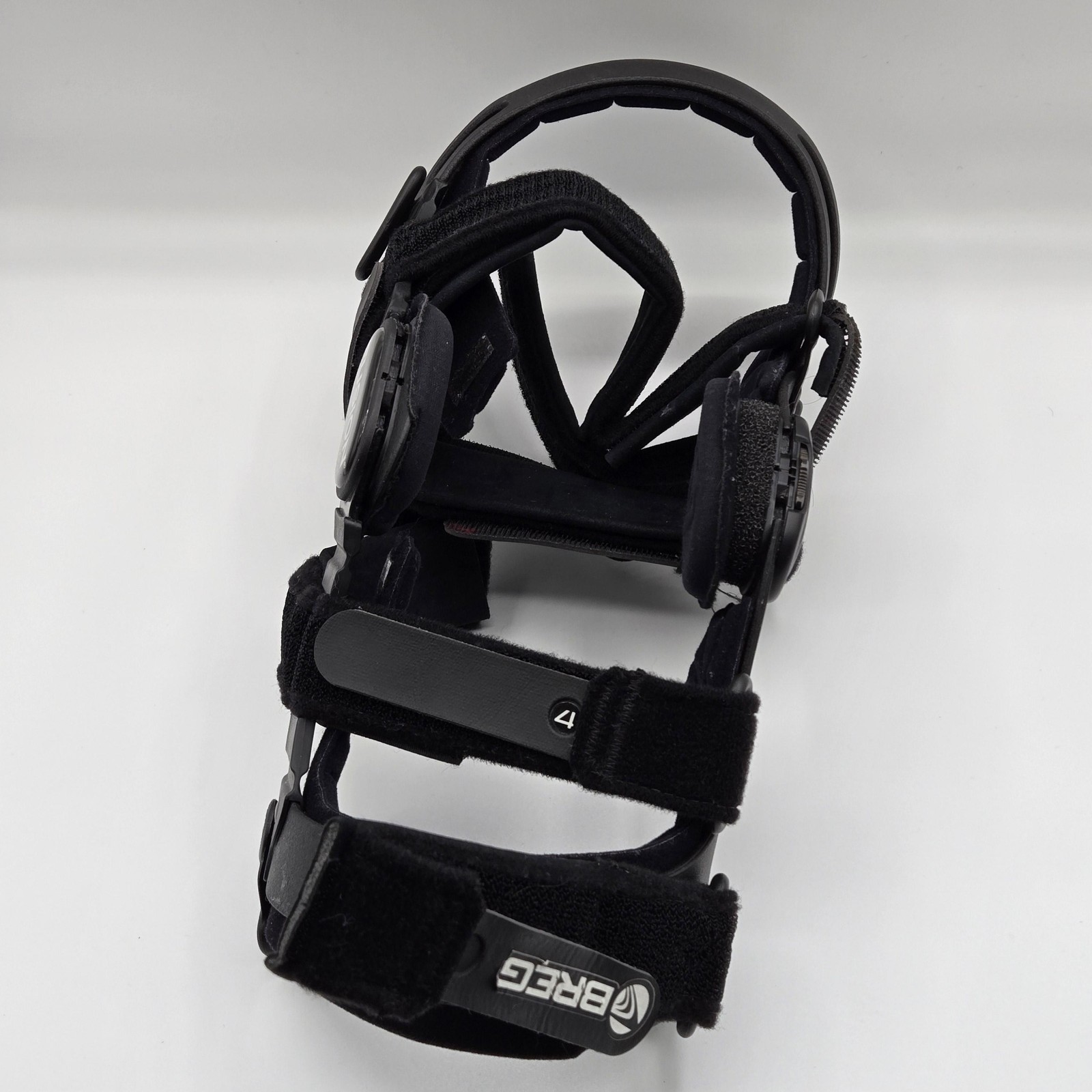 Breg Fusion OA Plus Knee Brace One Size Black Neoprene Hinged Support Adjustable