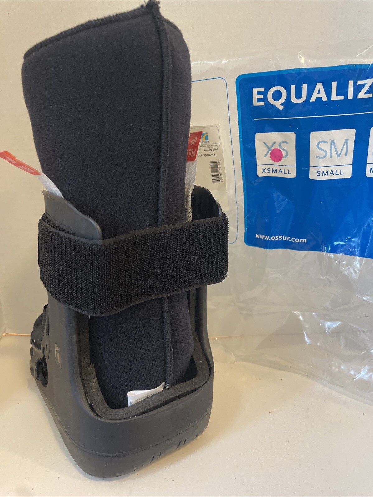 Ossur Air Equalizer Low Top Walking Boot – XS, Right or Left