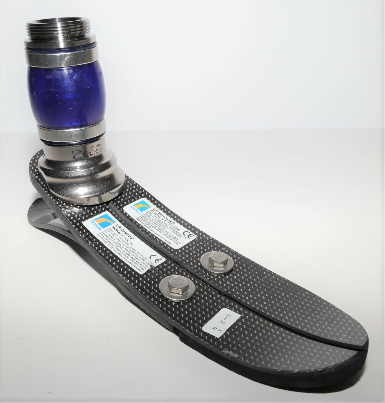 MINT OSSUR VARI-FLEX LP PROSTHETIC FOOT with CETERUS SHOCK PYLON Sz 27 / CAT 1