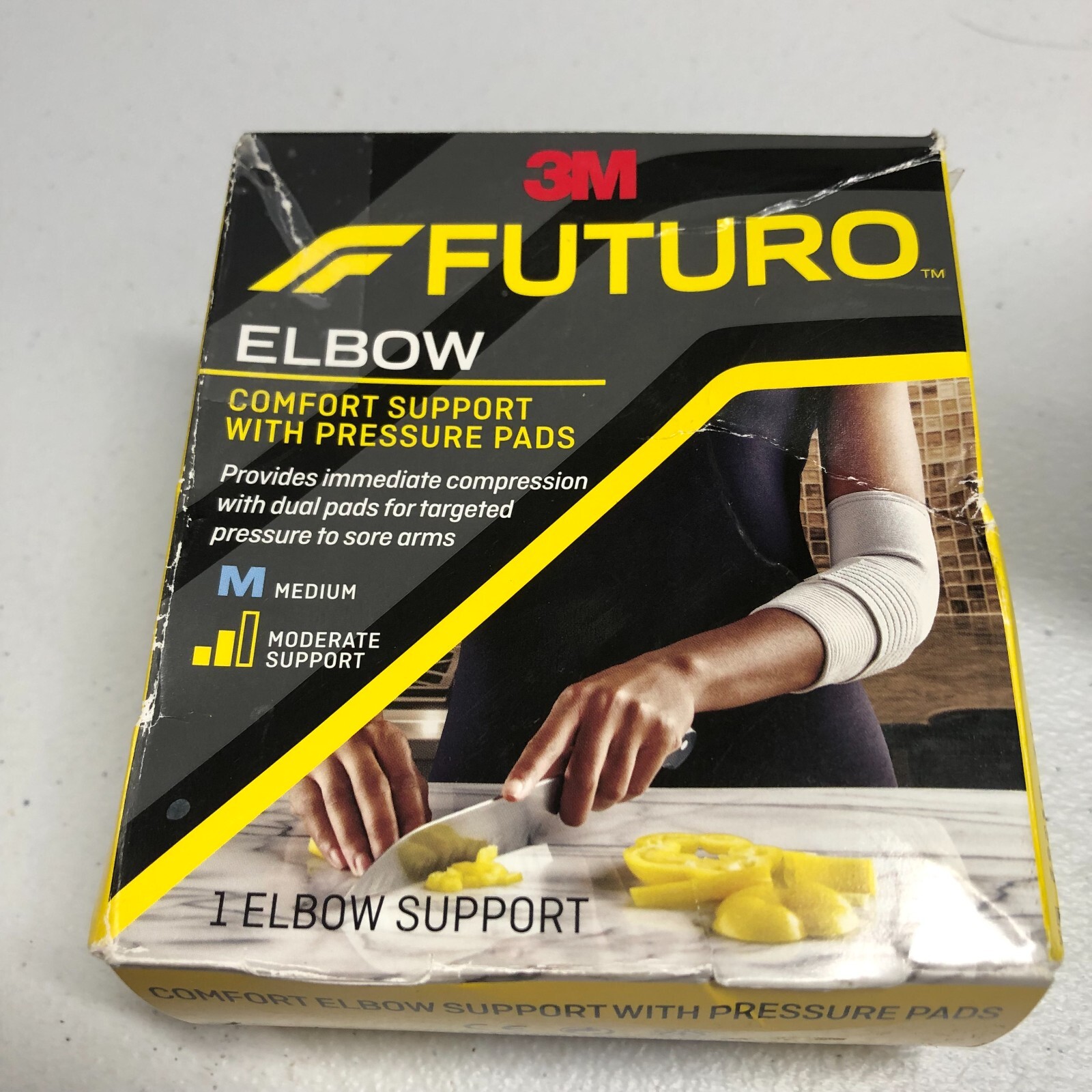 3M Futuro ELBOW Comfort Support with Pressure Pads Sz Medium Moderate Support