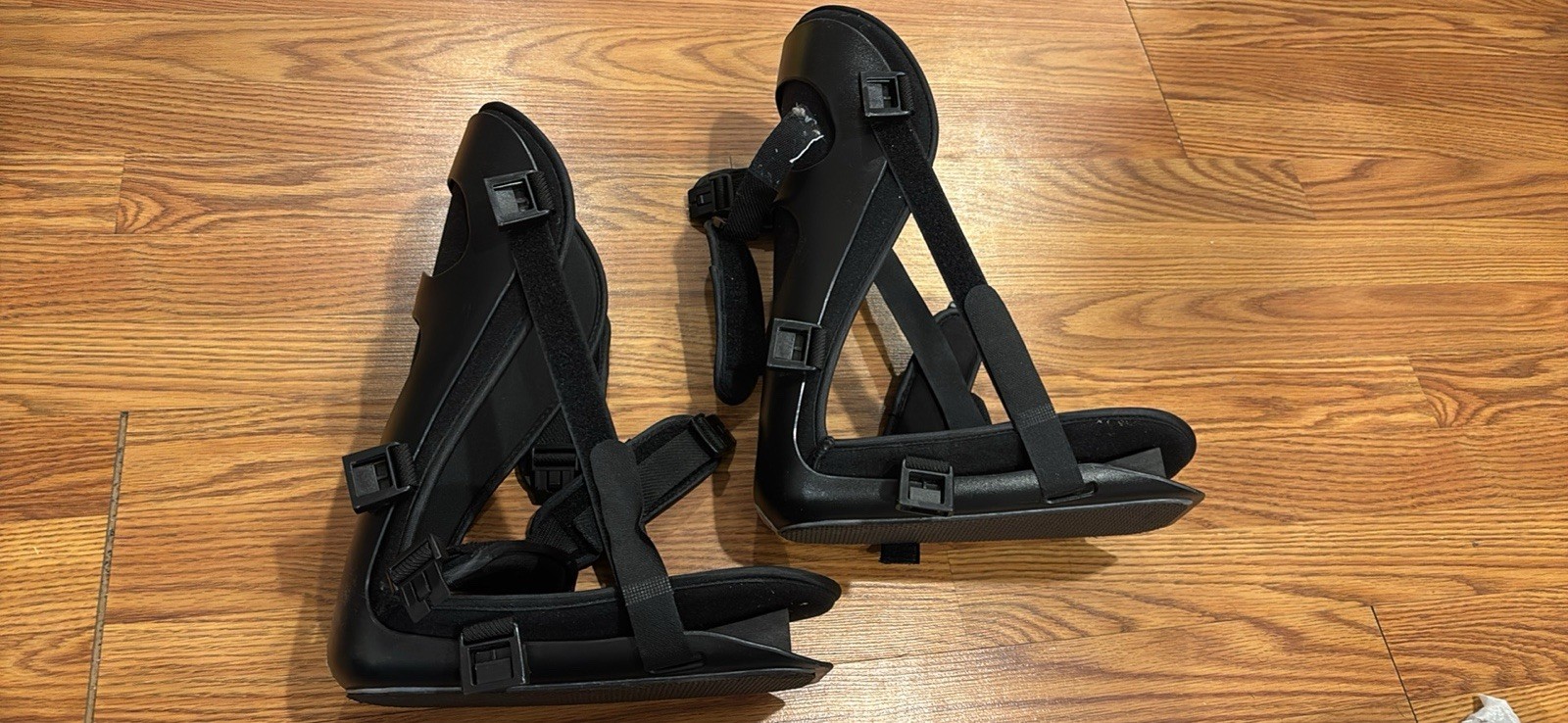 Black Adjustable Orthopedic Boots for Foot & Ankle Immobilization, Adult Unisex