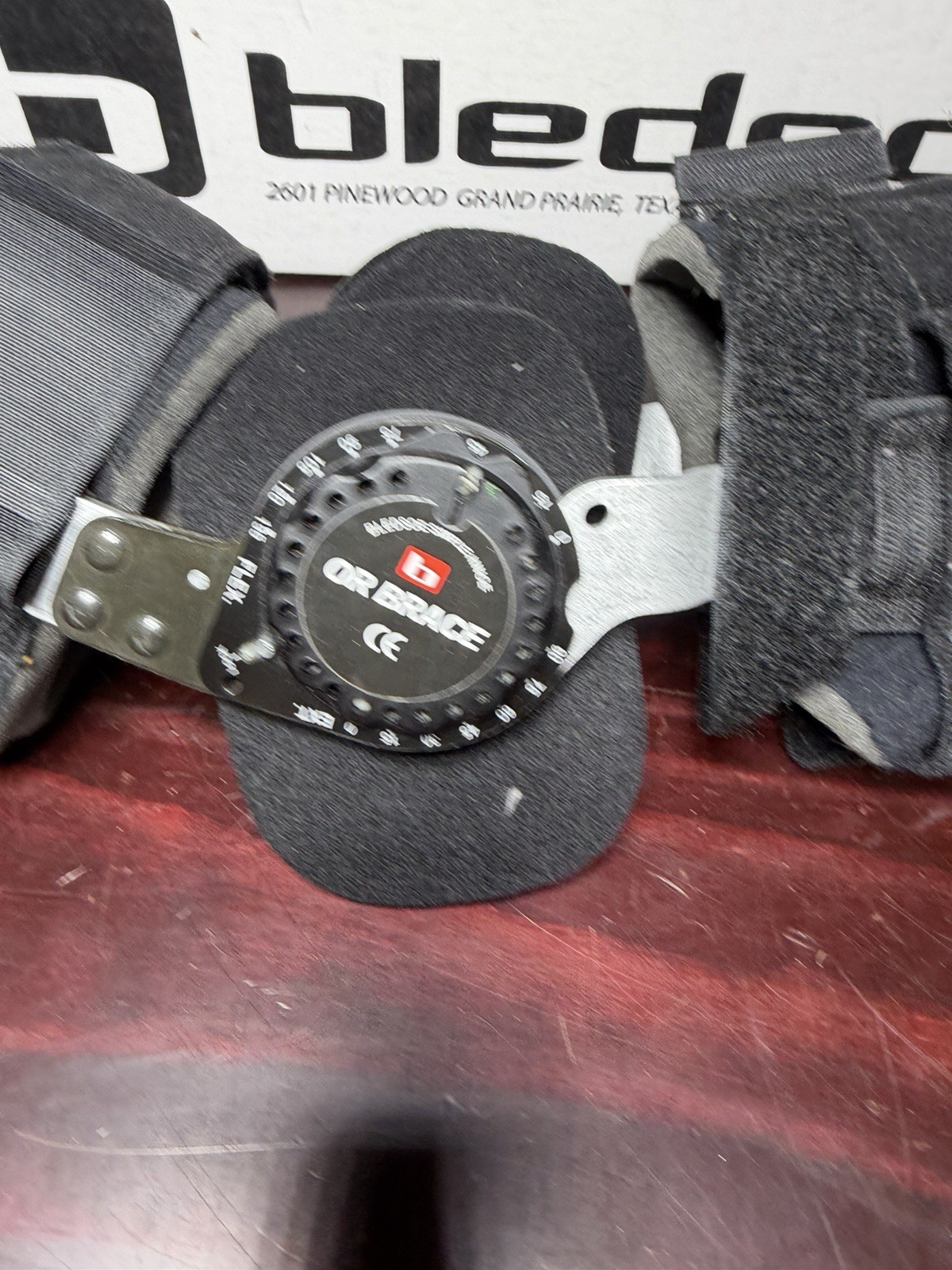 Bledsoe OR ROM Knee Brace Regular 16-22 Black L1832 AK080005B Box Manual