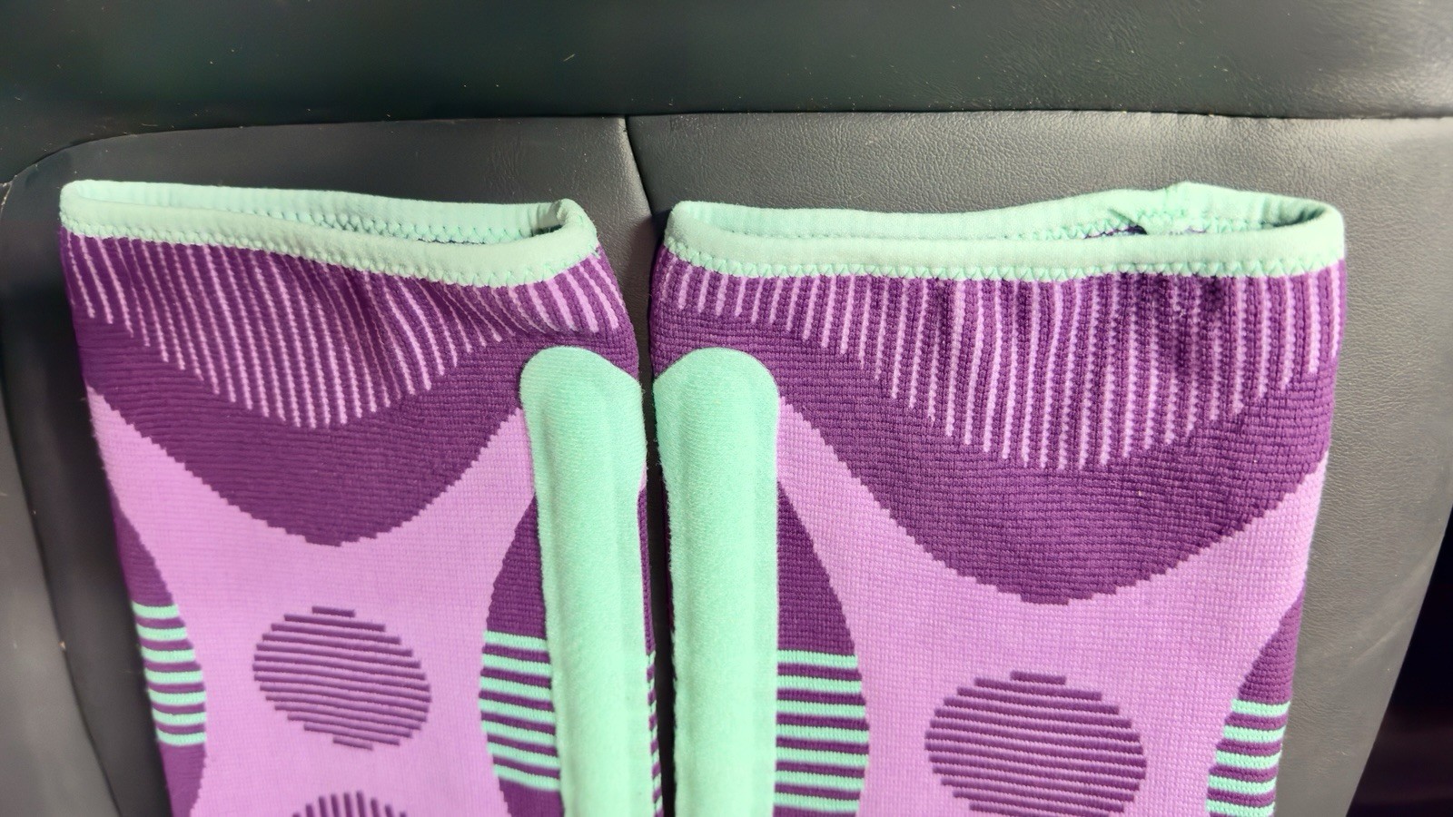 Dr. Brace Compression Knee Sleeve L Purple Green Nylon Spandex Rubber Support