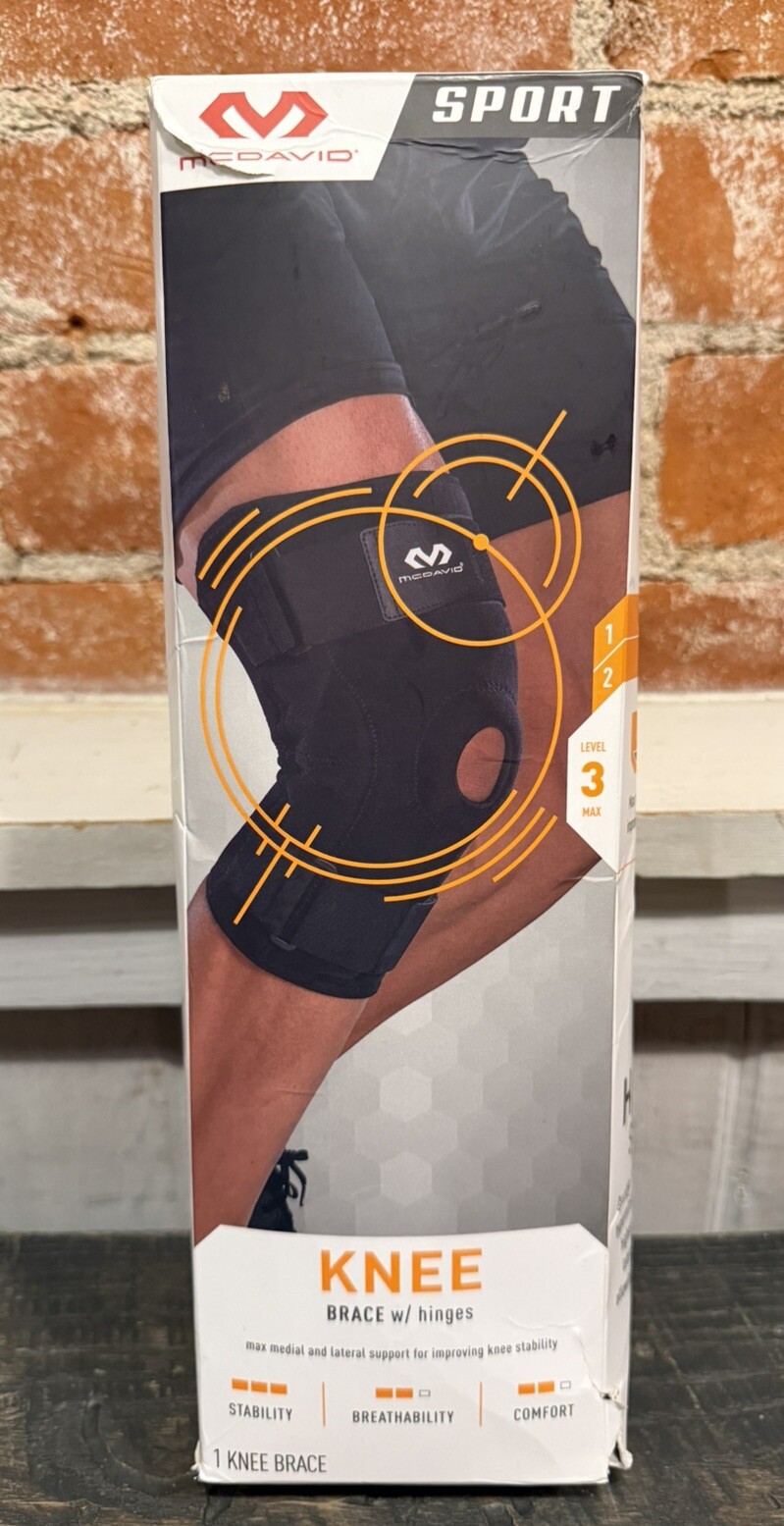McDavid Knee Brace w/ Polycentric Hinges & Straps Size S/M NEW! FAST SHIPPING!