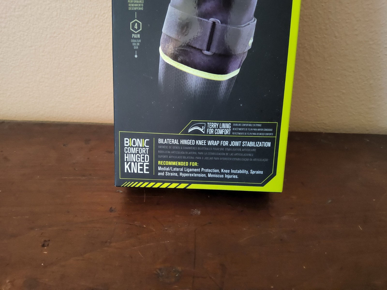 DonJoy Performance Bionic Comfort Hinged Knee Brace S/M