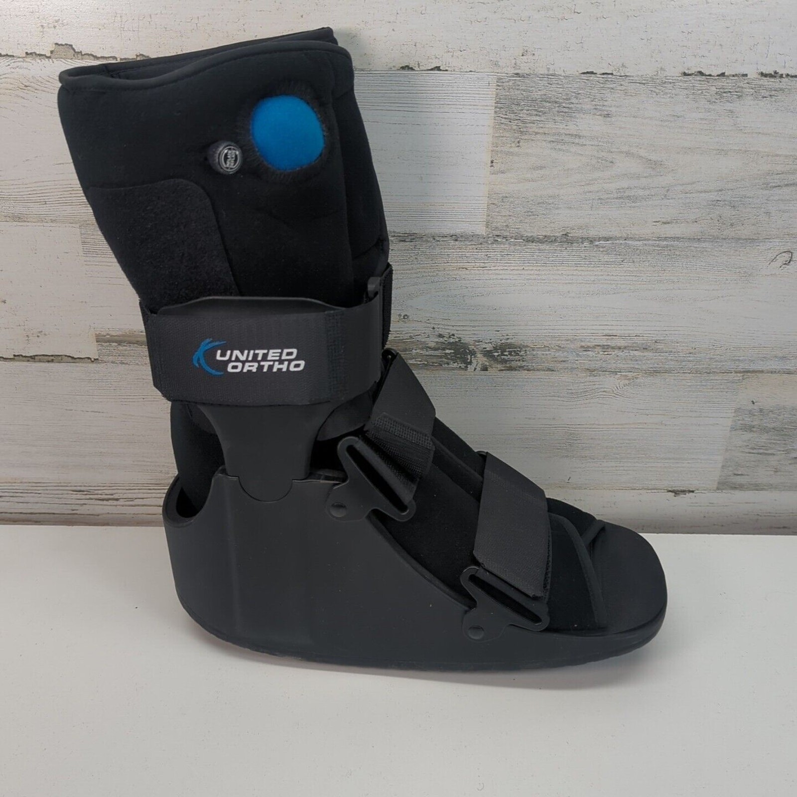 United Ortho Short Air Cam Walker Fracture Boot XL Black Medical Brace