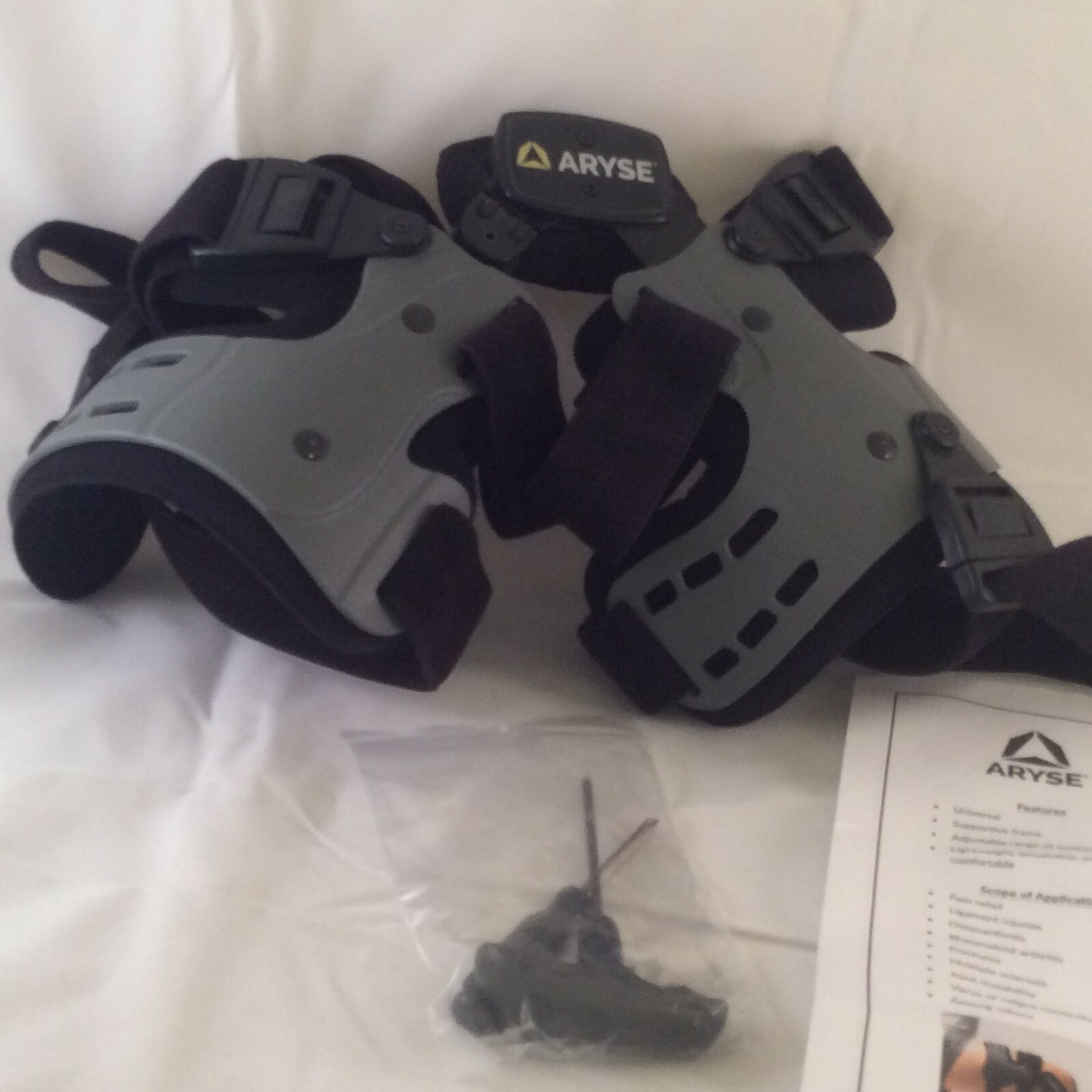 ARYSE AY-43-R Right KNEE BRACE WITH TOOL SET L1851 New