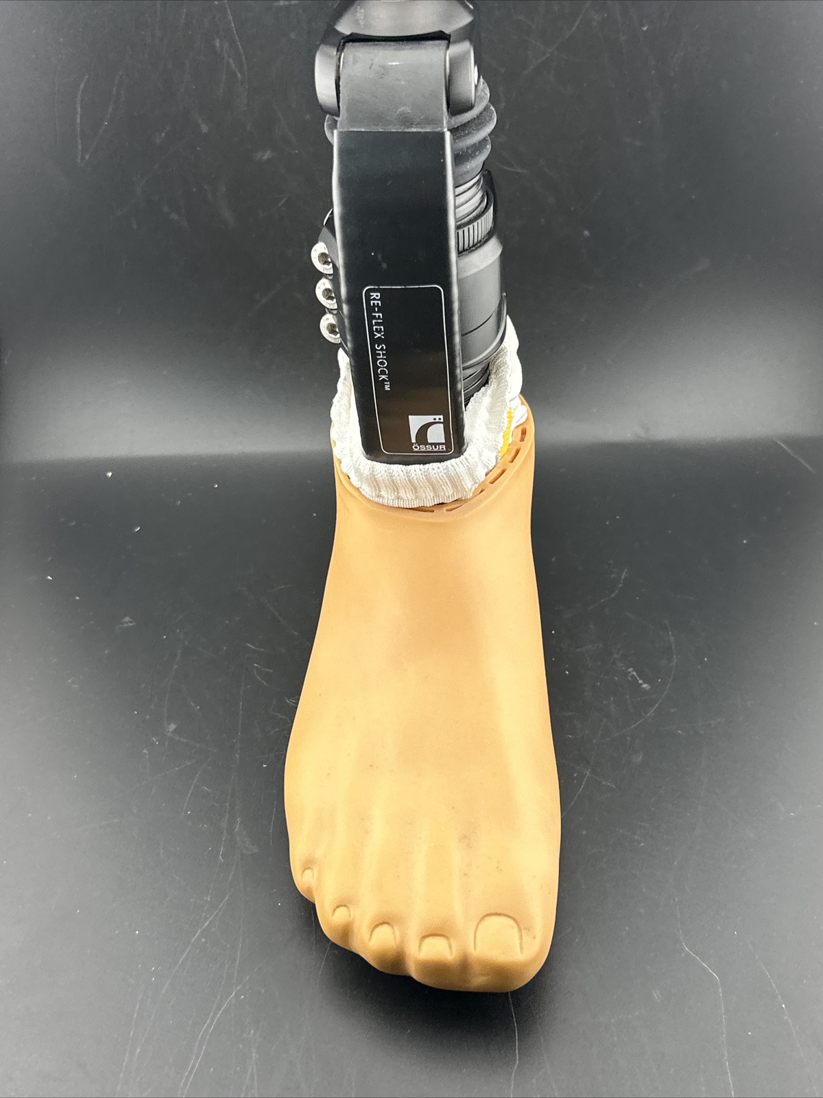 ossur reflex Re-flex Shock prosthetic foot. size 25. category 1. prosthetic leg