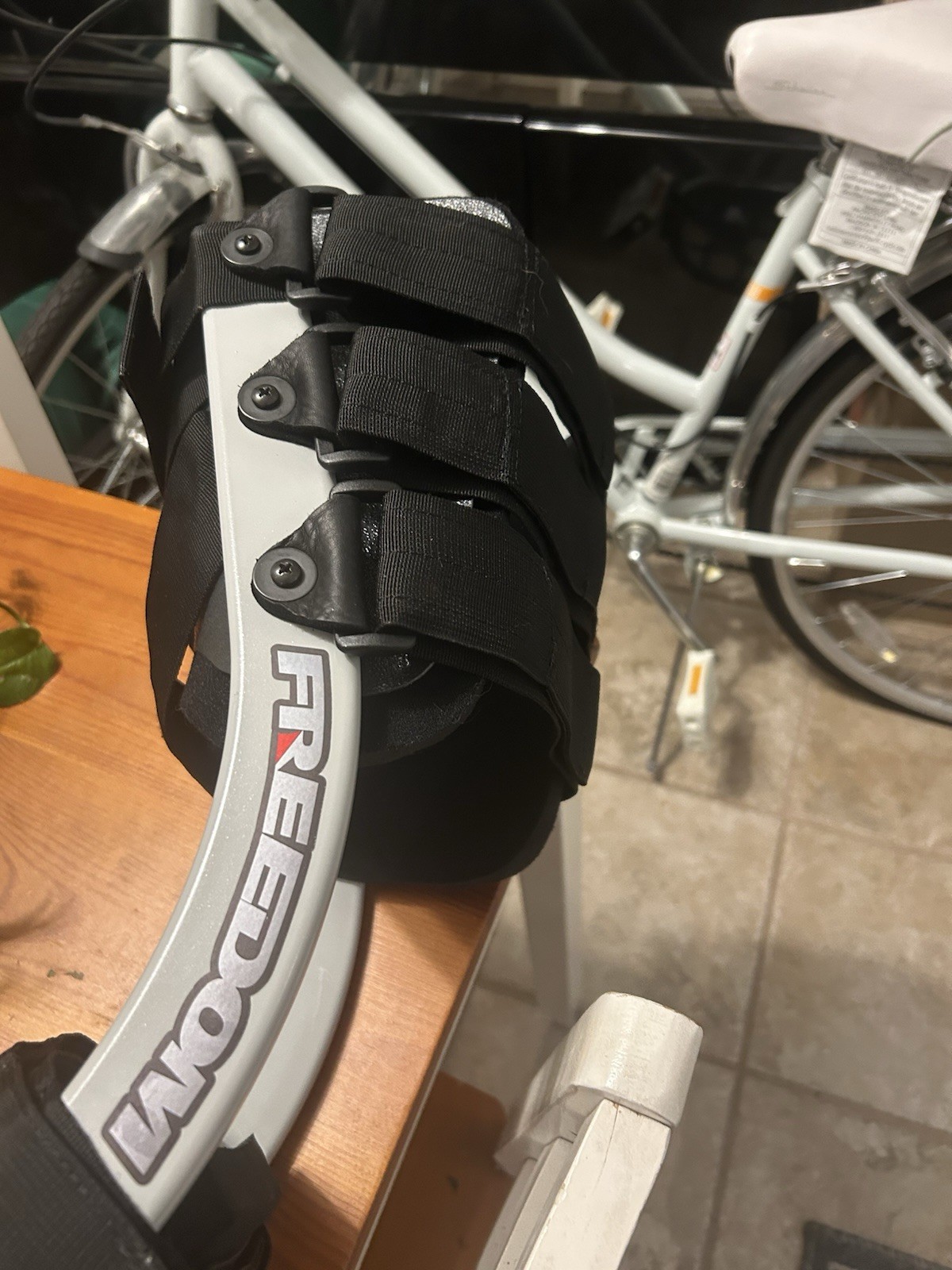 Forward Mobility Freedom Leg Off-Loading Brace (Regular-Standard)