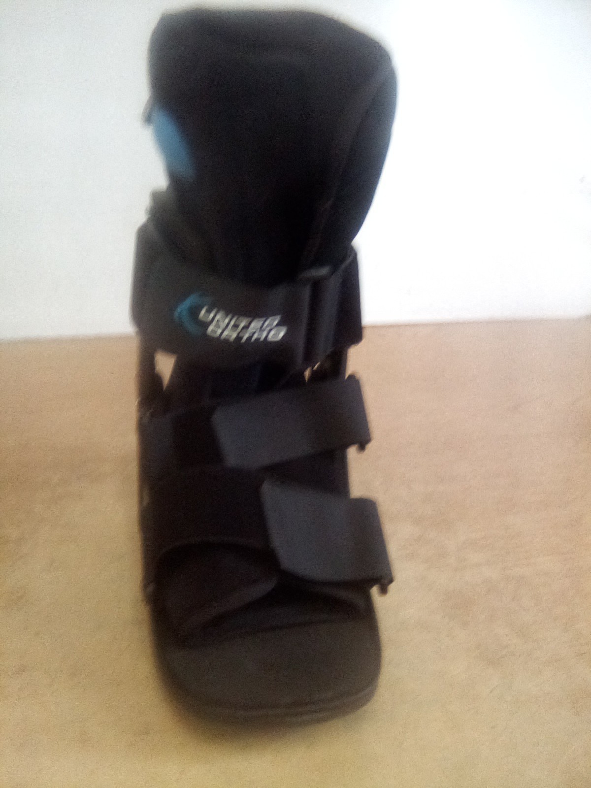 United Ortho Air Stabilizer Ankle Fracture Boot Small, Black