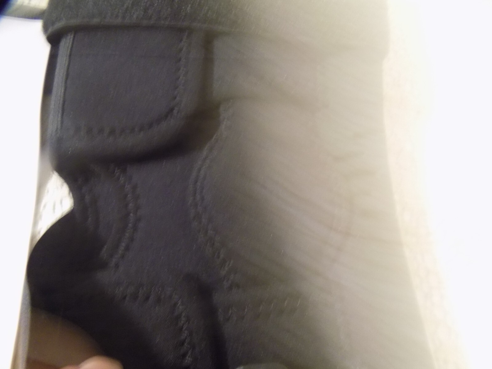 ALPS Cool fit Knee Brace Hinge Wrap Around XS Medial Lateral support Neoprene