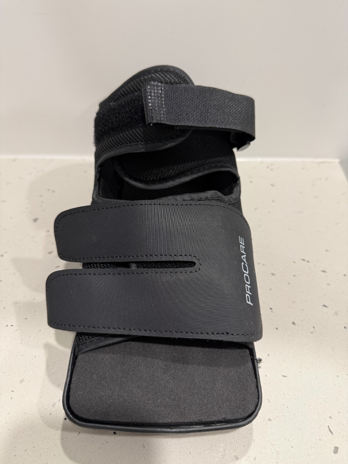 ProCare Squared Toe Post-Op Shoe, Small, Black, Unisex Adult W 6.5-8 M 5.5-7