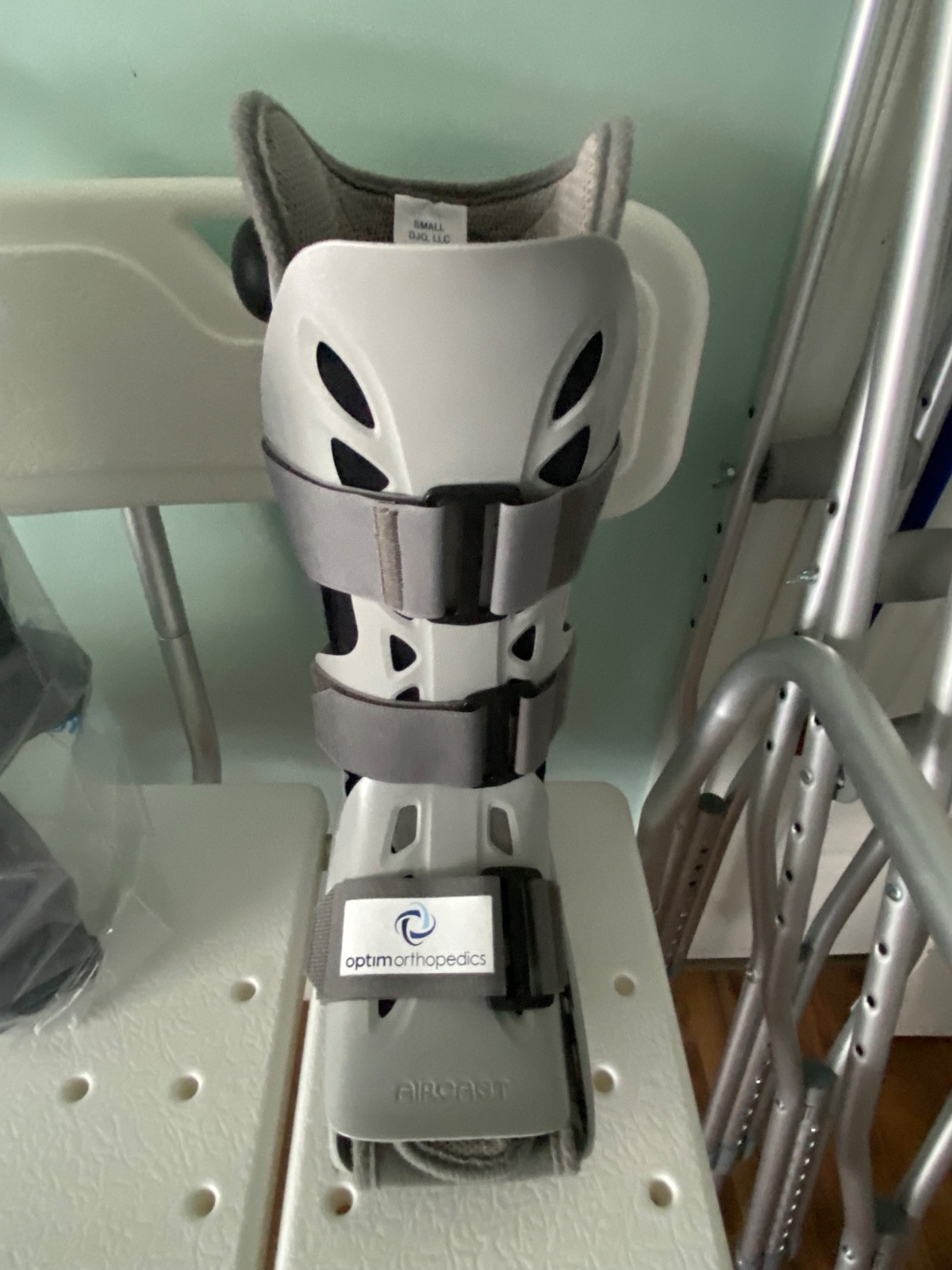 Orthopedic boot
