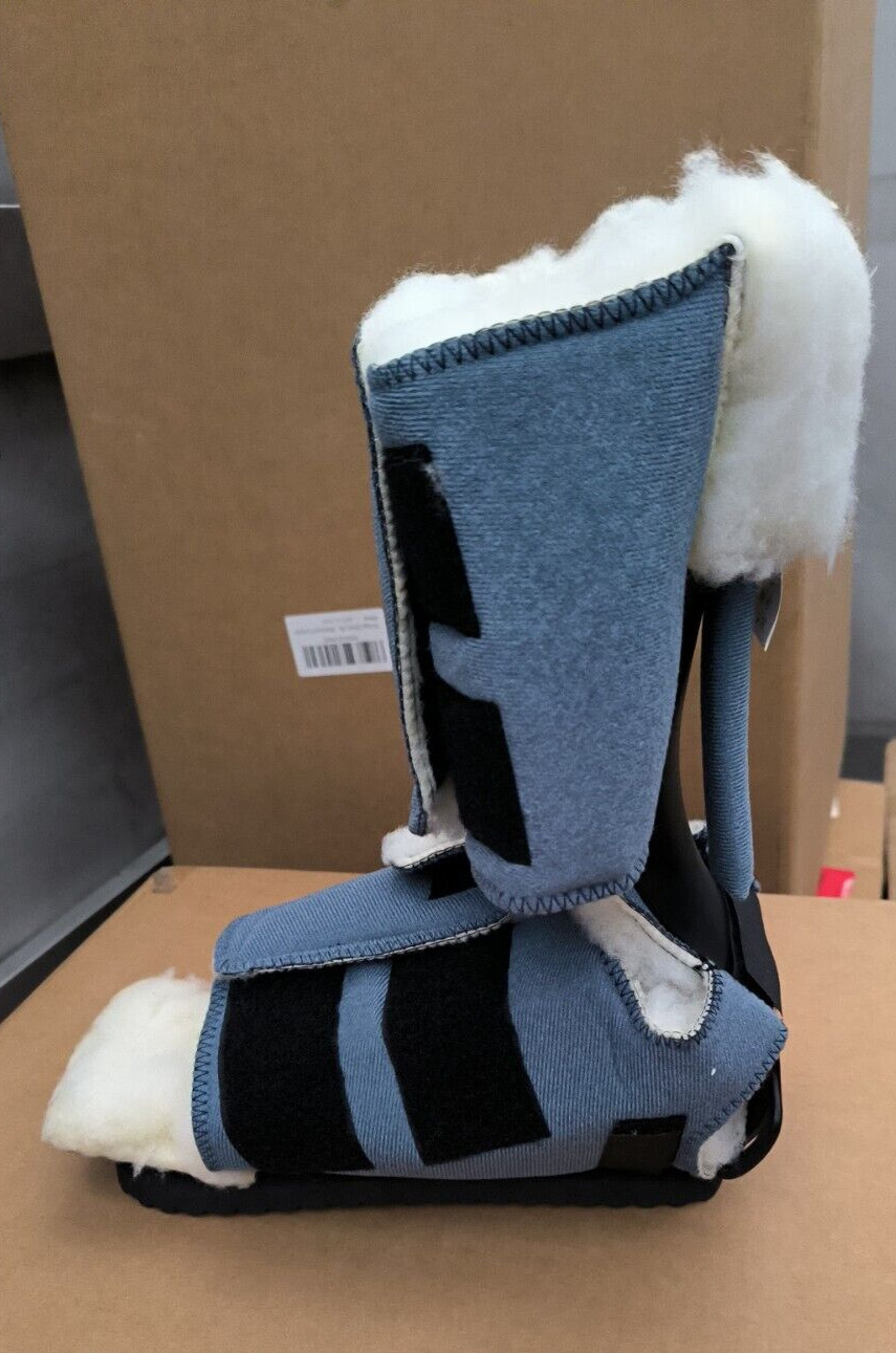 SoftPro Gait Trainer AFO Boot Medium Smooth (no Front Strap,blue) 1 PCs.