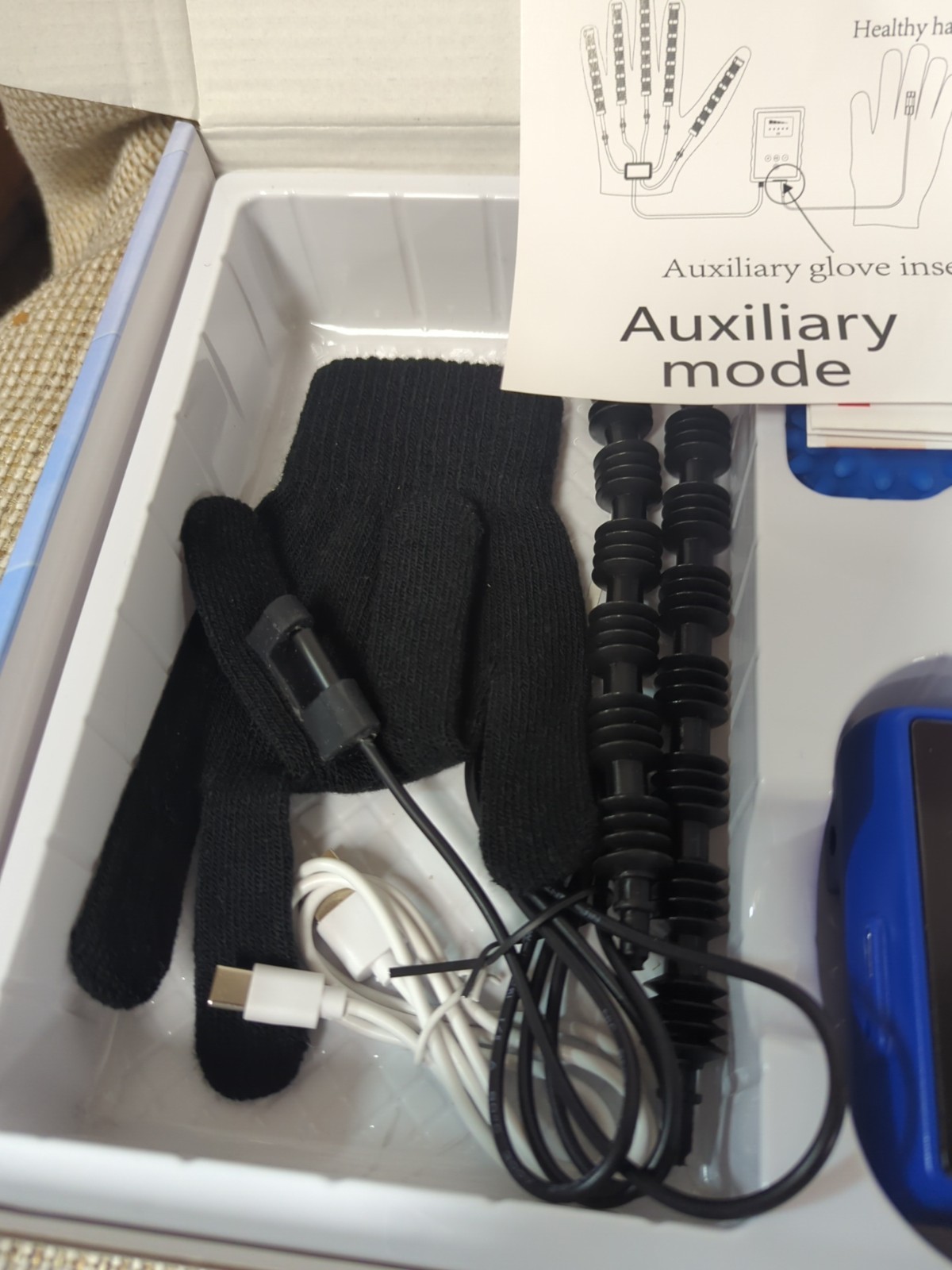 Hand Rehabilitation Equipment, Therapy Gloves Hand Recovery. Medium. Right Hand.