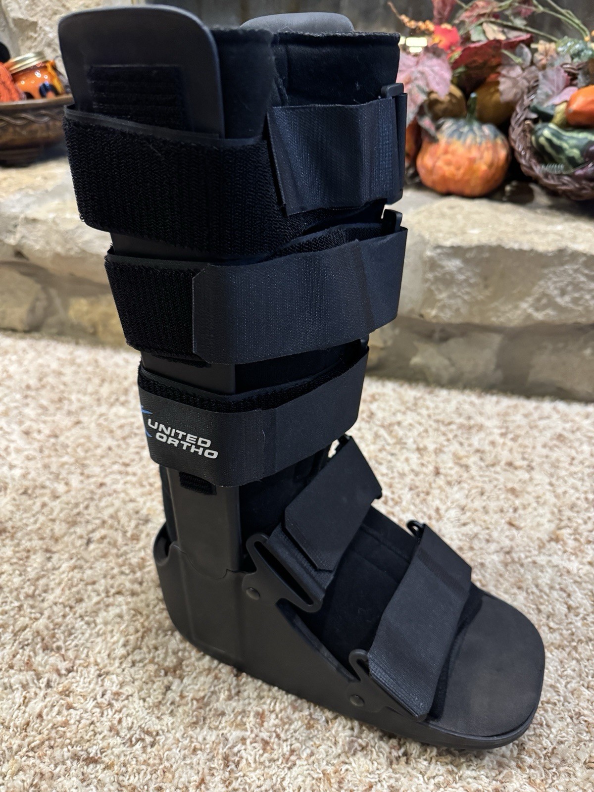 MEDIUM United Ortho Cam Walker Fracture Boot Black USED Men 8-11.5 Women 9-12.5