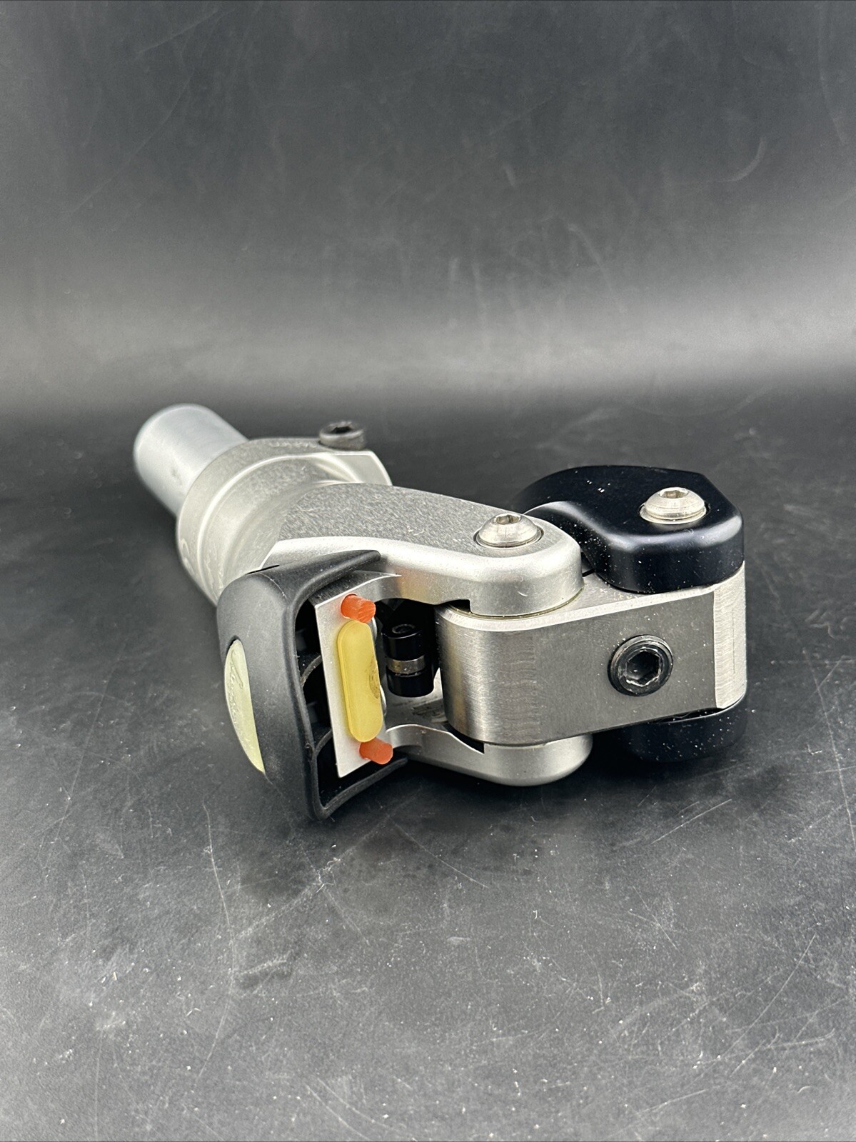 Streifeneder 3a800 Prosthetic Knee.