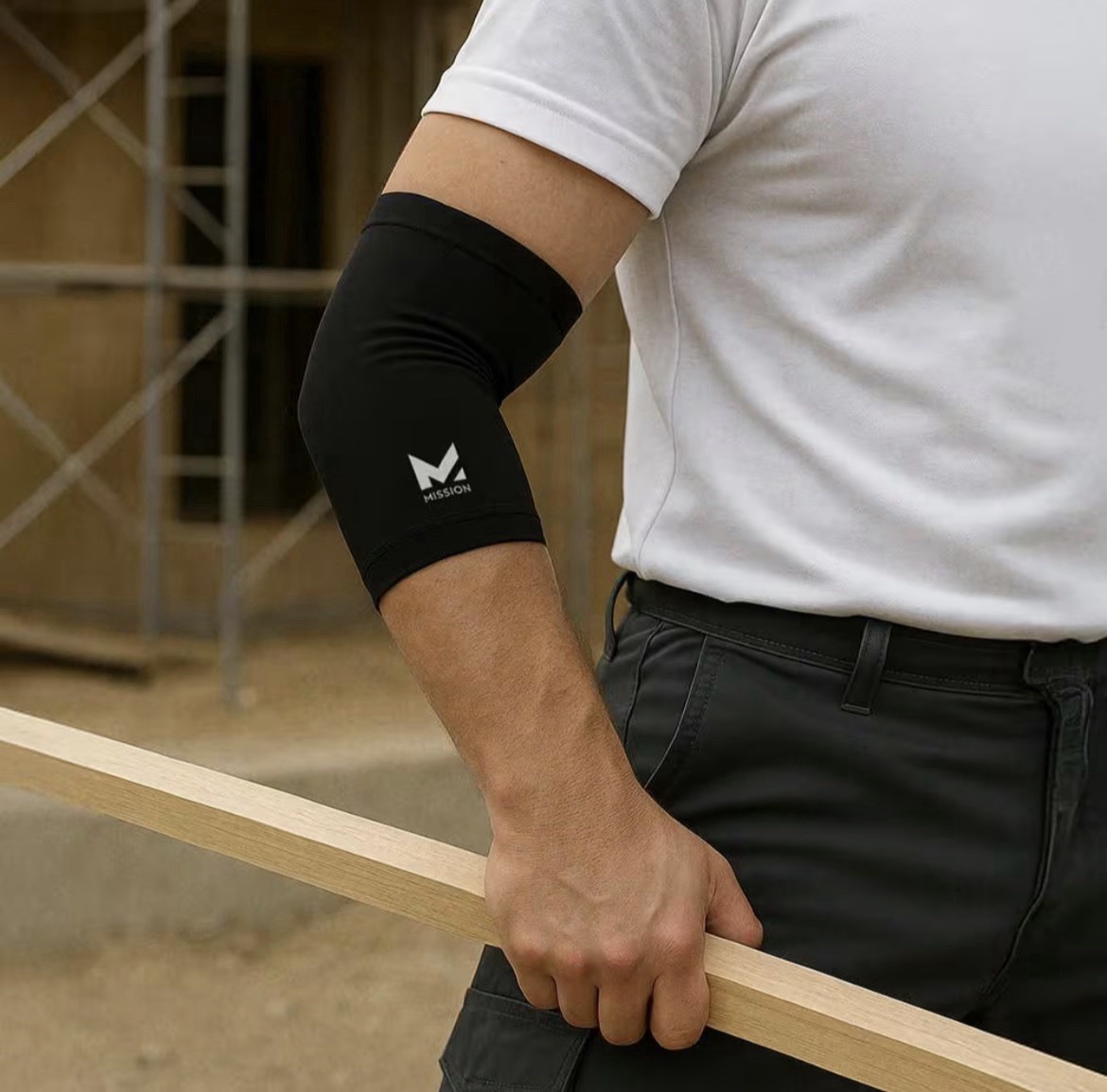Mission Pro Quick Dry Cooling Compression Elbow Sleeve, Black, Size S/M