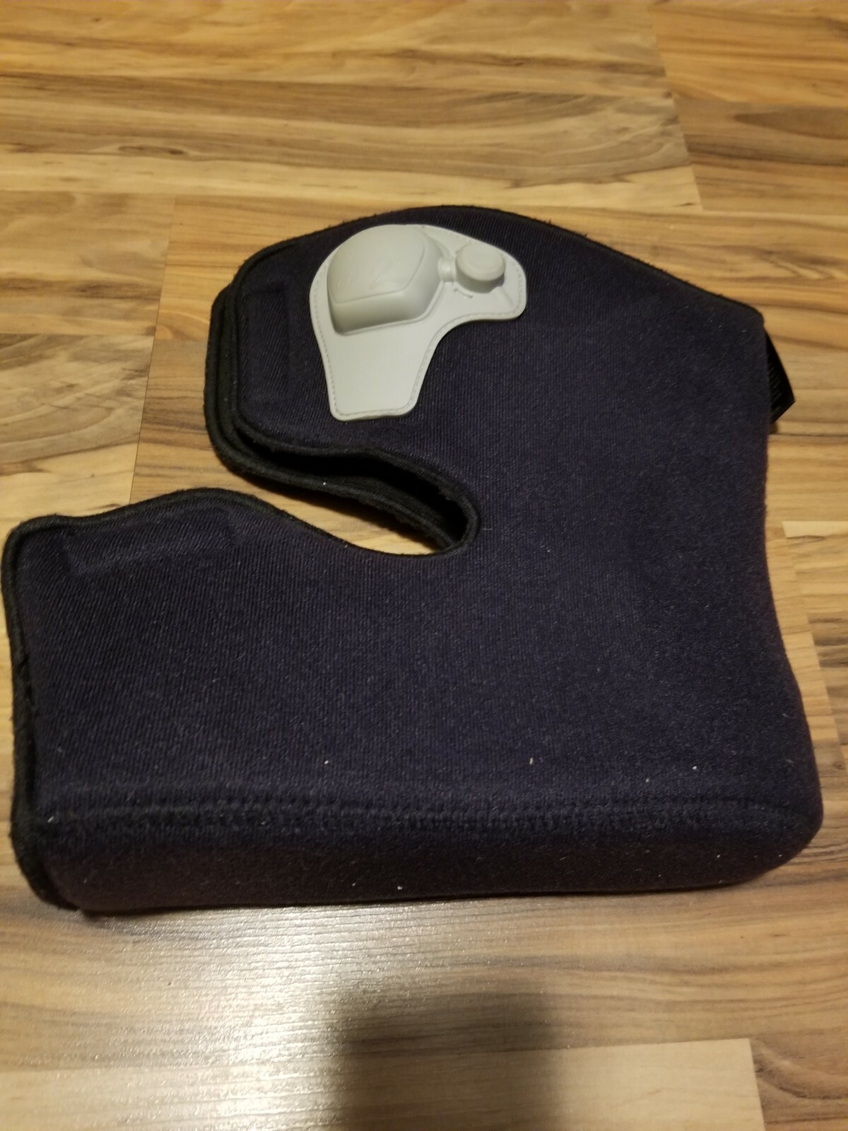Barely Used – Pair of Ovation Medical Short Pneumatic Air Walker Boots with pads