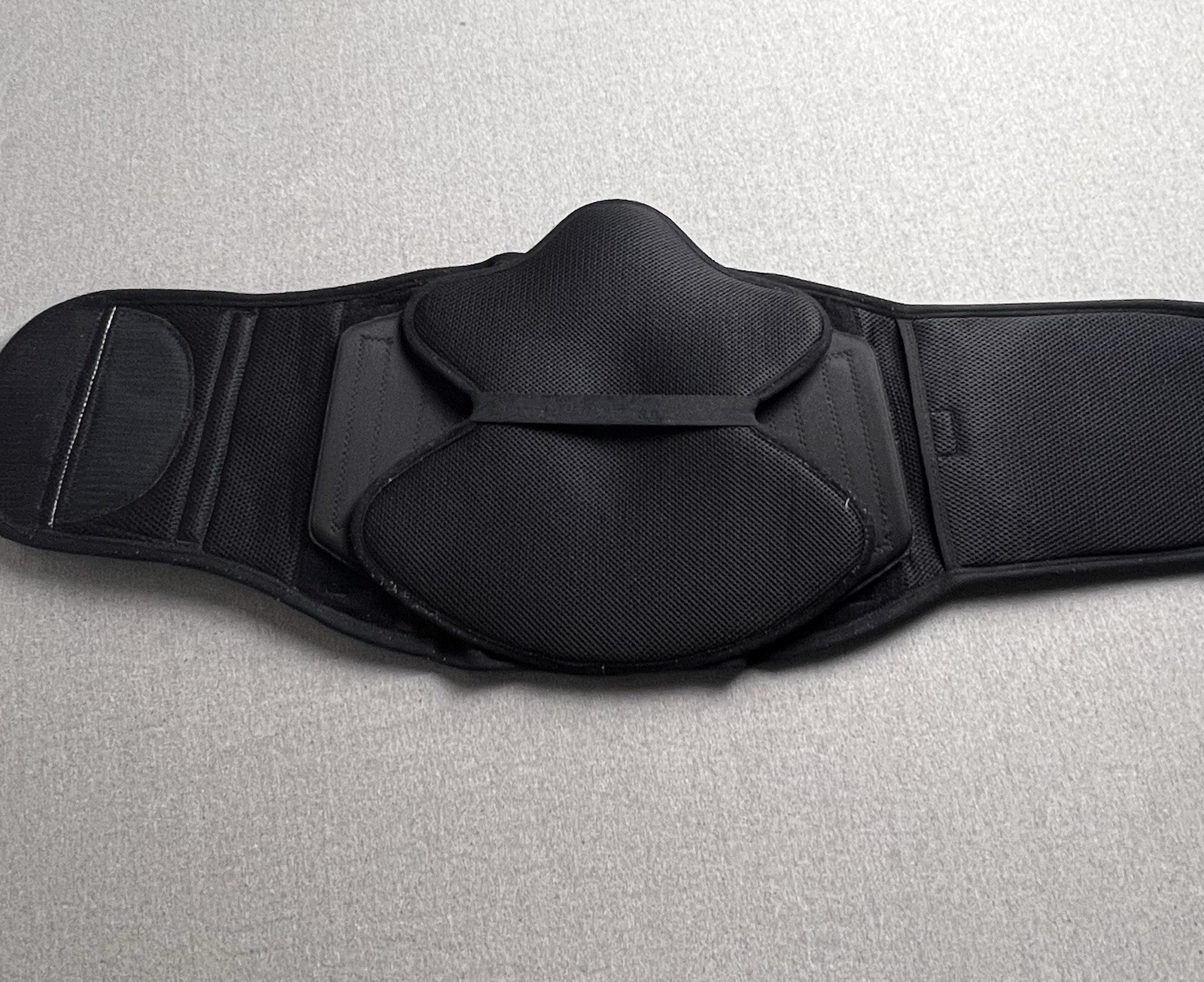HELY & WEBER Back Brace Twin V Universal Medium Adjustable Straps