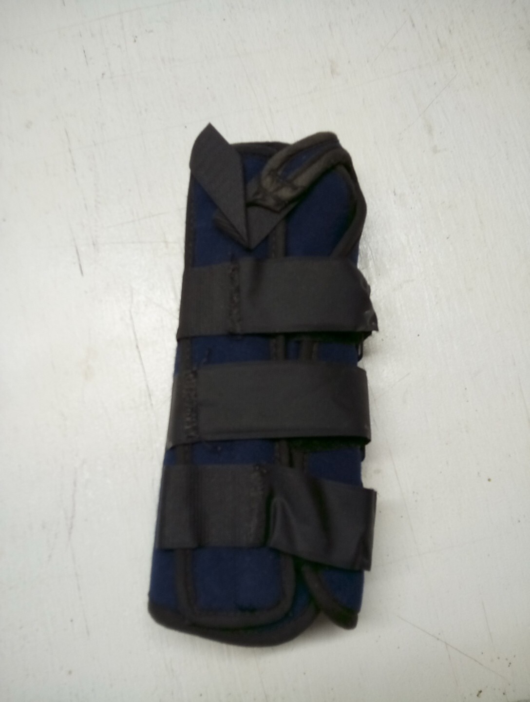 Abco #79-87060 Left Hand Splint, Wrist And Forearm, Loop and Lock Closure