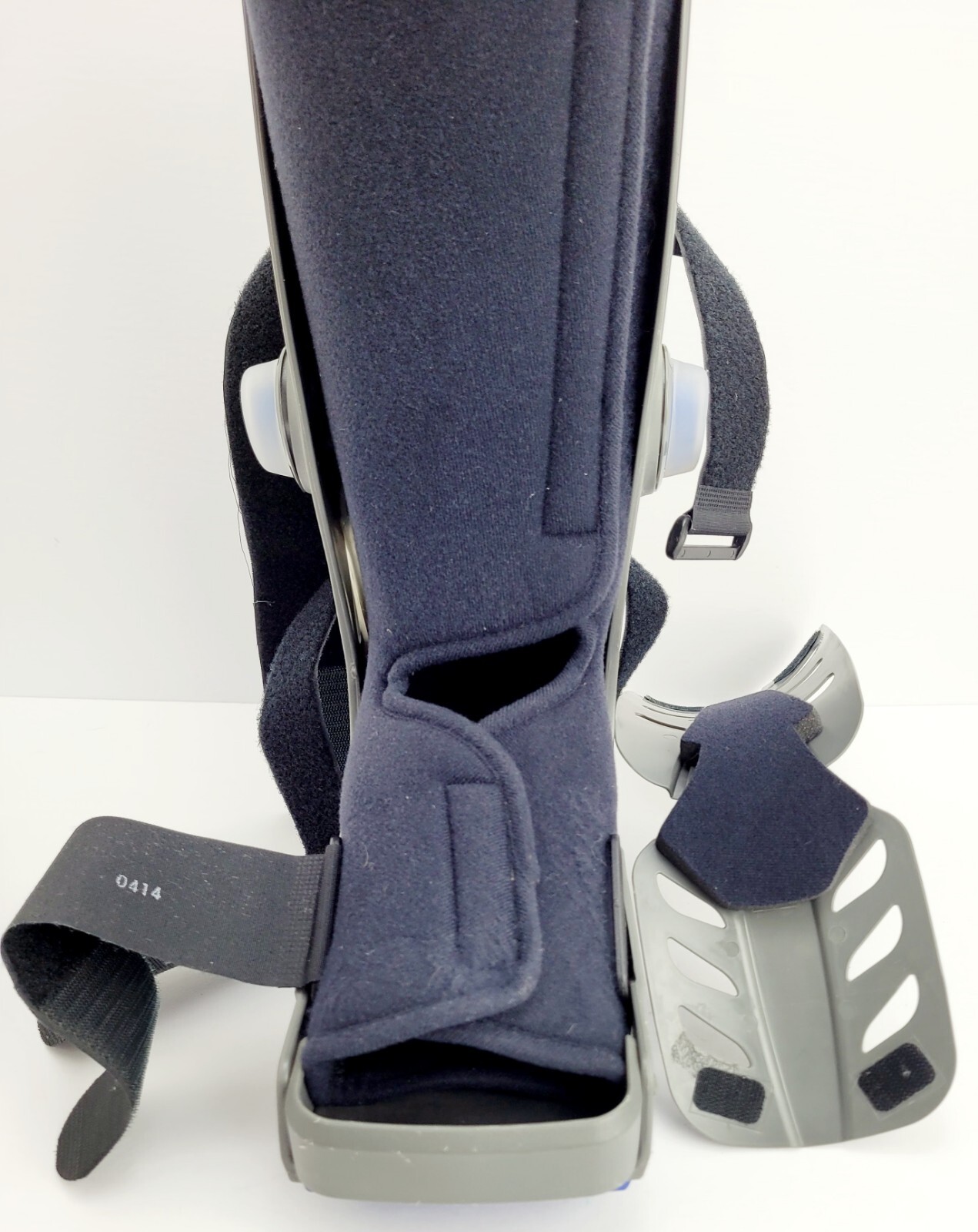 Townsend Walking Pneumatic Reinforced Pump Boot With Adjustable Toe Size Medium