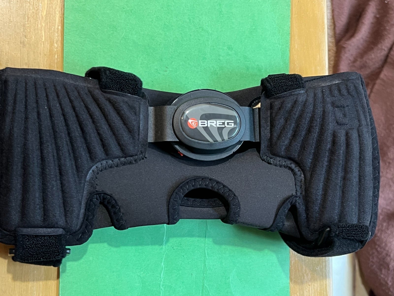 Breg OA Impulse Push Medial Osteoarthritis Knee Brace Small Right Knee rk519203