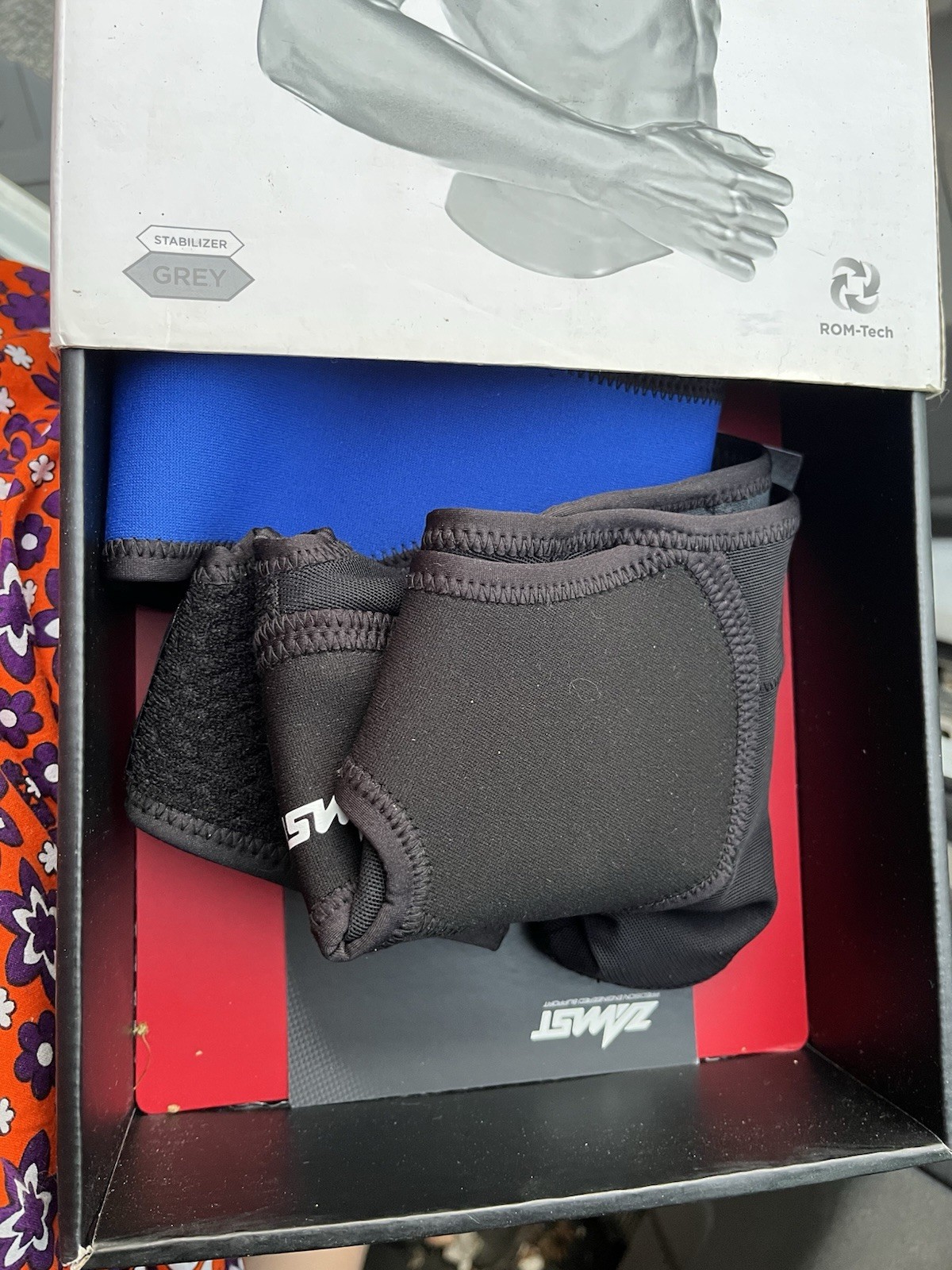 Zamst Shoulder Support Wrap Stabilizer Rotator Cuff black 474801 Size S