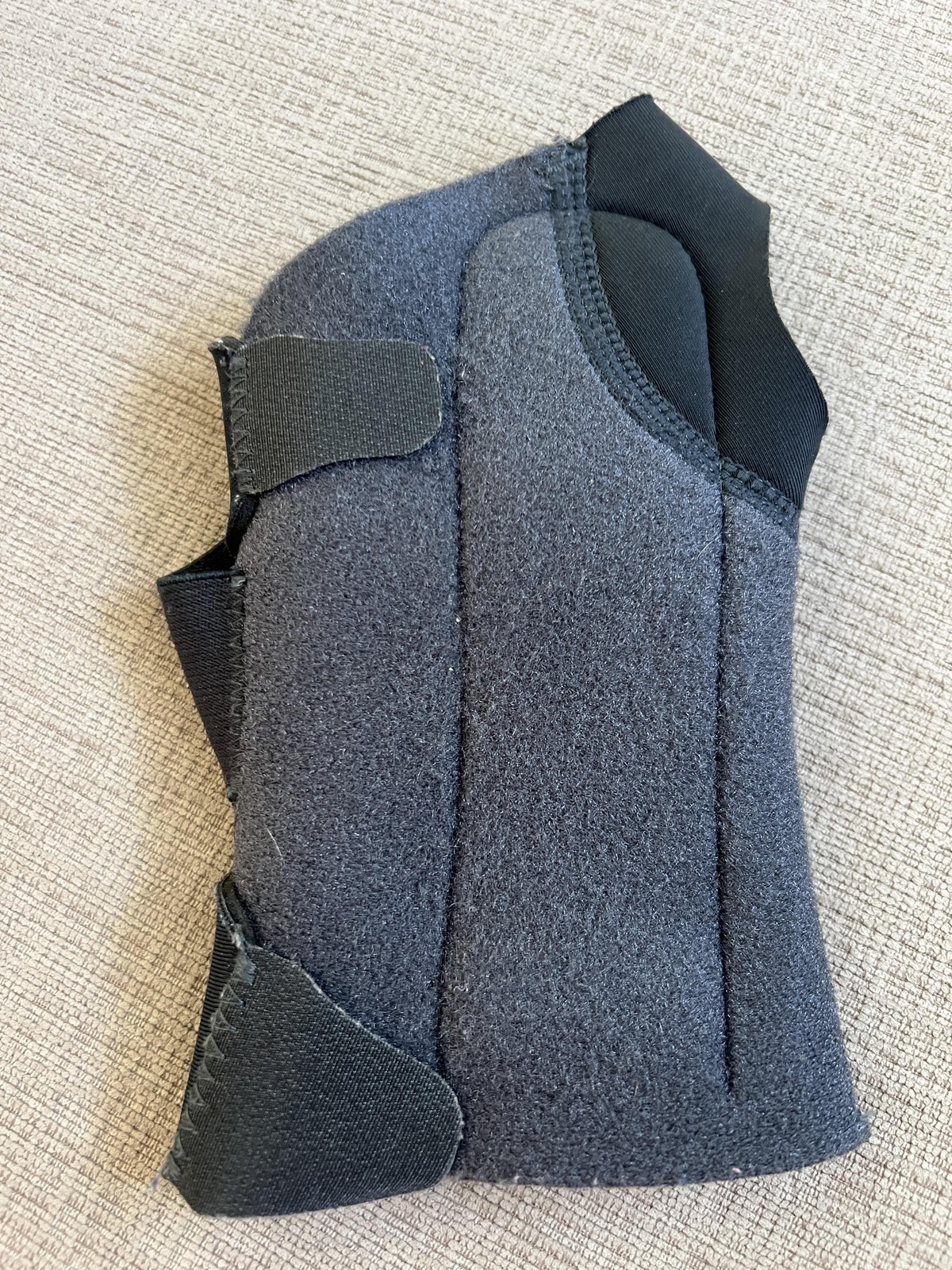 CVS Health Thumb Guard Wrist Brace Black Adjustable Neoprene Support One Size