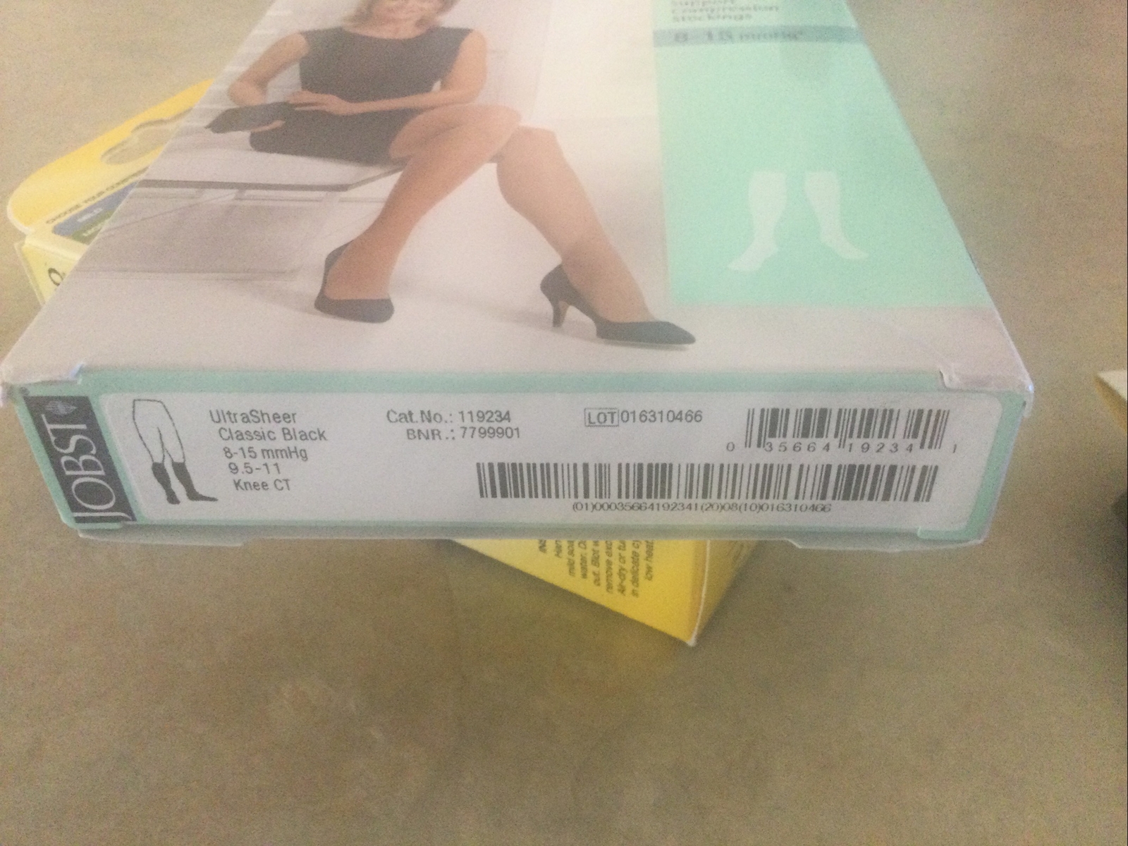 Futuro & JOBST LOT of 3 Ultra Sheer Knee High 8-15 mM Compression SZ MEDIUM M
