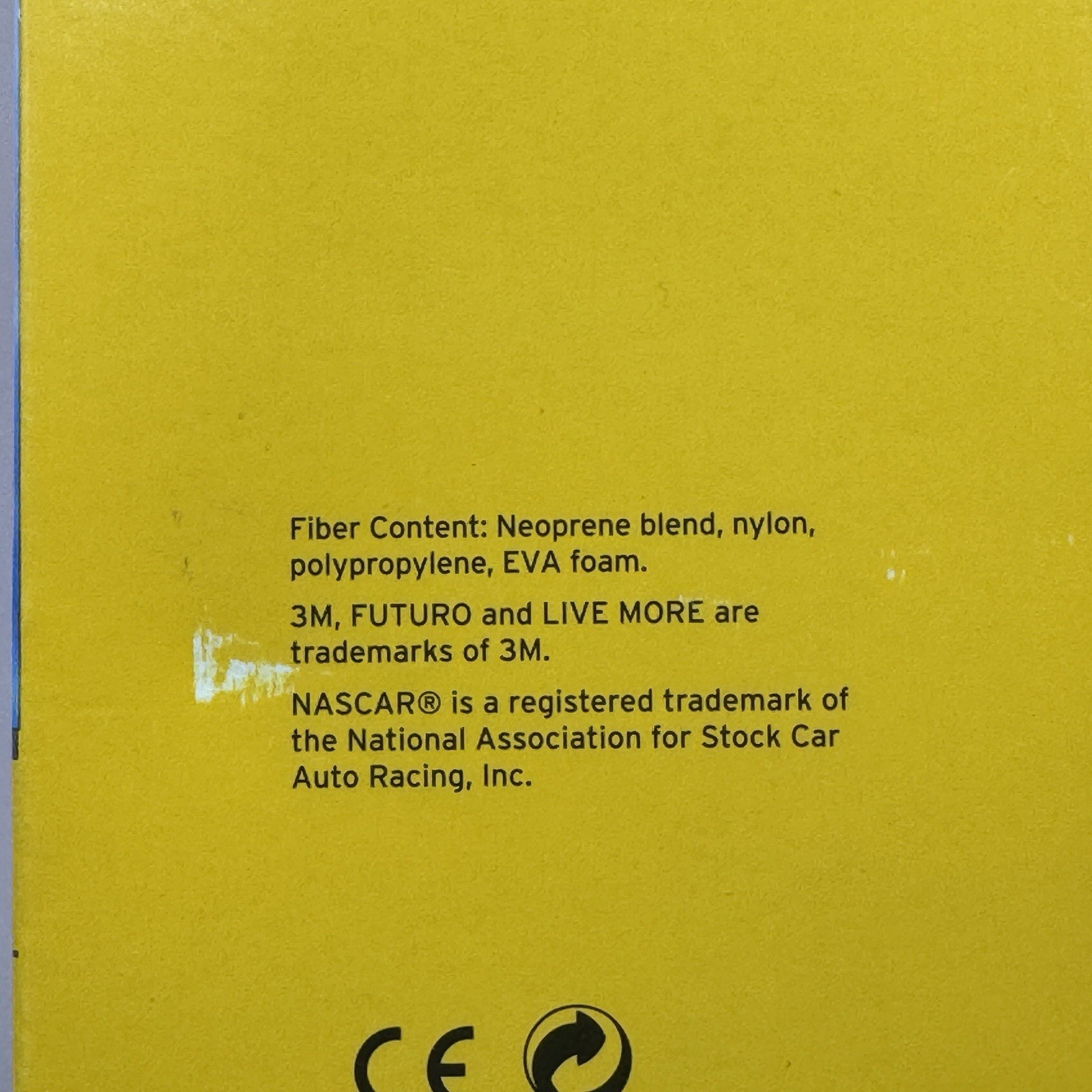 2010 Futuro Hinged Knee Support Brace Prevent Lateral Motion One Size Open Box