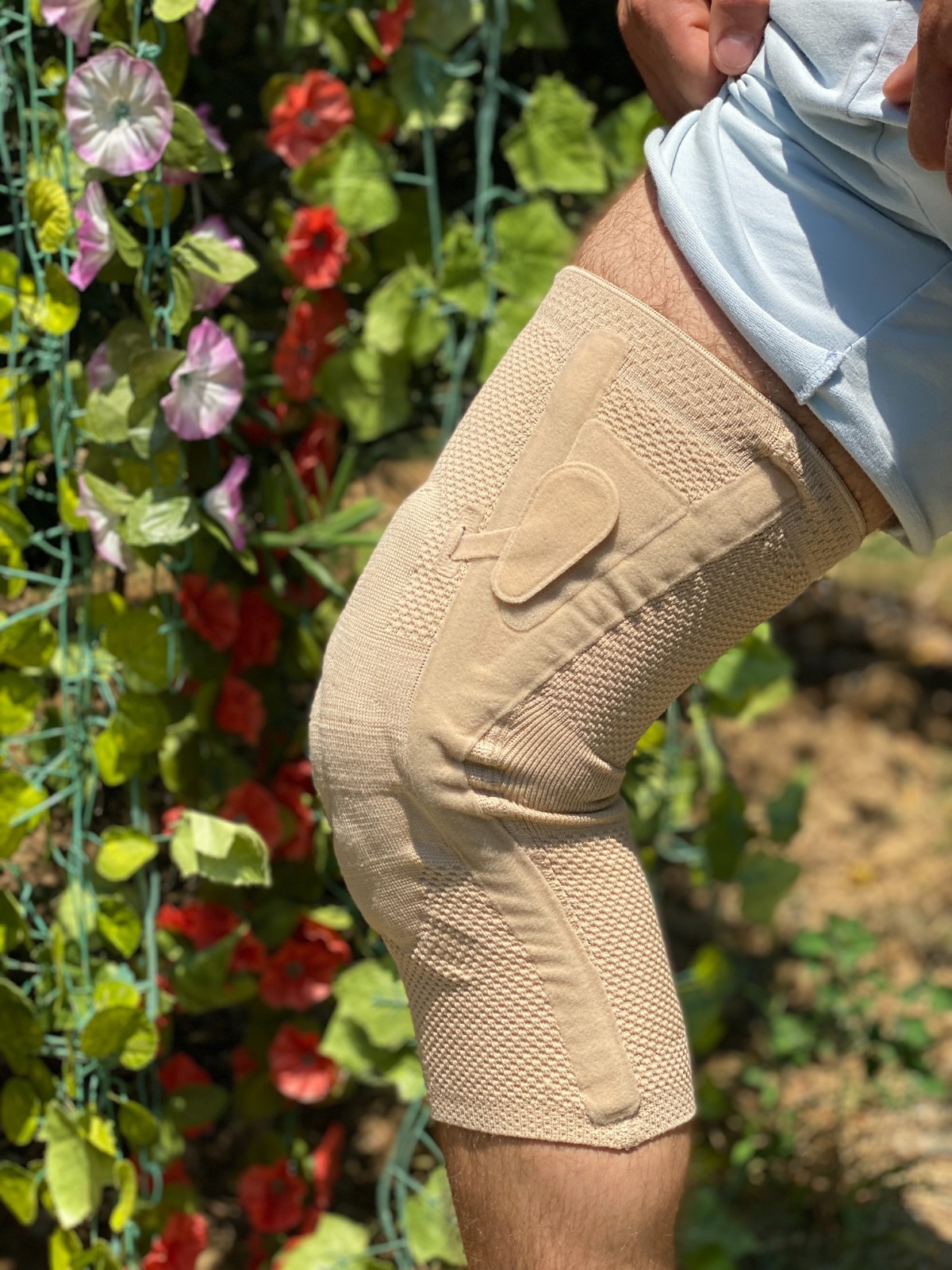 Bauerfeind GenuTrain P3 Size 3 Right Knee Advanced Active Brace Patella Support