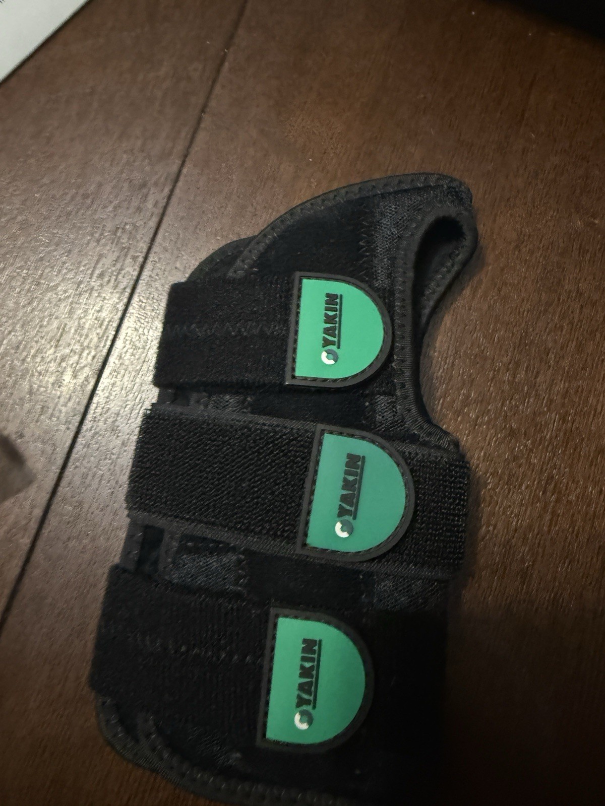 YAKIN Adjustable Wrist Brace Splint for Stabilization, Wrist/Hand, Black