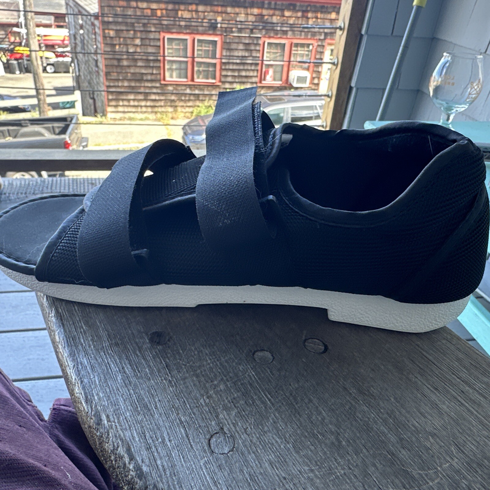 NEW ProCare Surg Shoe Post-Op Shoe Size: MEDIUM (W 7.5-9, M 7 – 9)