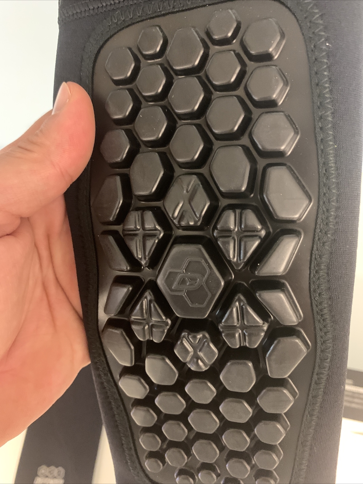 DonJoy Performance Defender Elbow Sleeves Pads – Shock Absorbing – (1 Pair) S