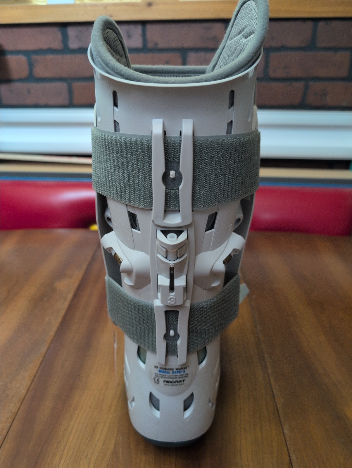 Donjoy DJO XP Diabetic Walker SMALL 01PD-S Aircast – No Hand Bulb Included