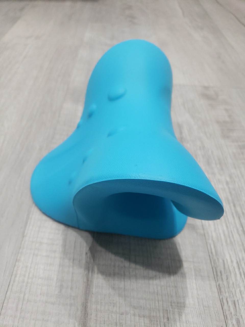 Cervical Neck Pillow w/Traction Support Brace For Neck and Shoulder Pain Relief 