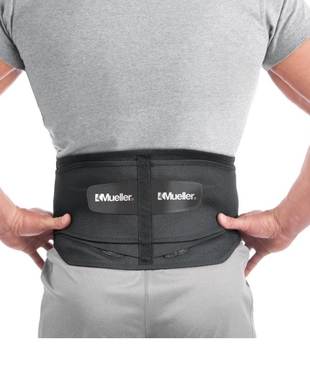 Mueller 64179 Lumbar Back Brace (Black) One Size Fits All