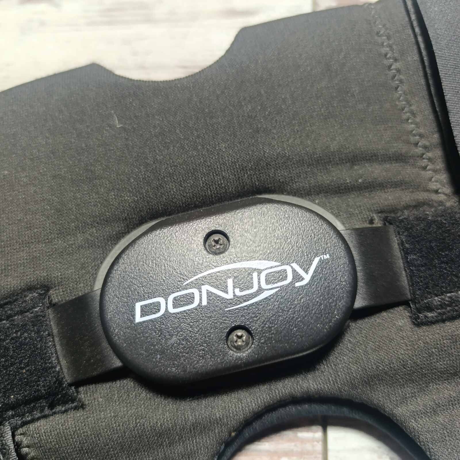 Large size DonJoy® Hinged Knee Drytex Hinged moderate medial lateral control